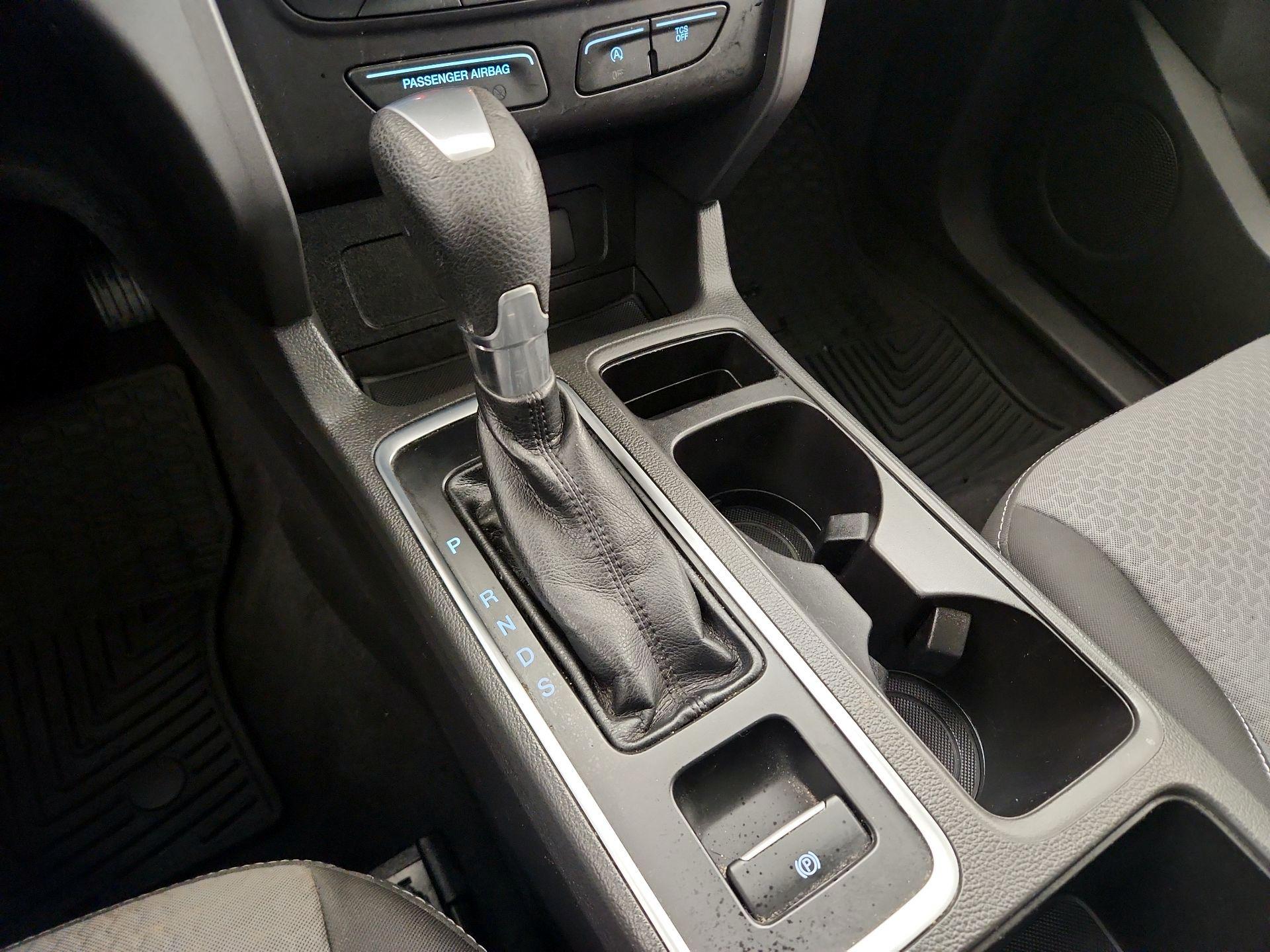 Thumbnail: 2017 Ford Escape - 18