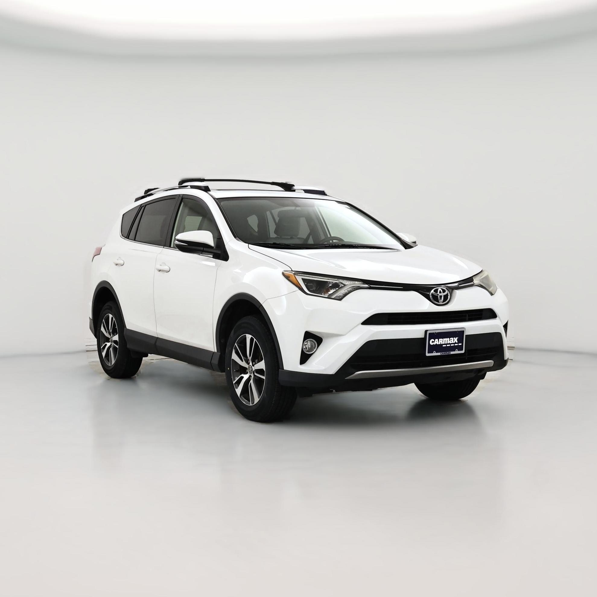 Thumbnail: 2016 Toyota RAV4 - 1