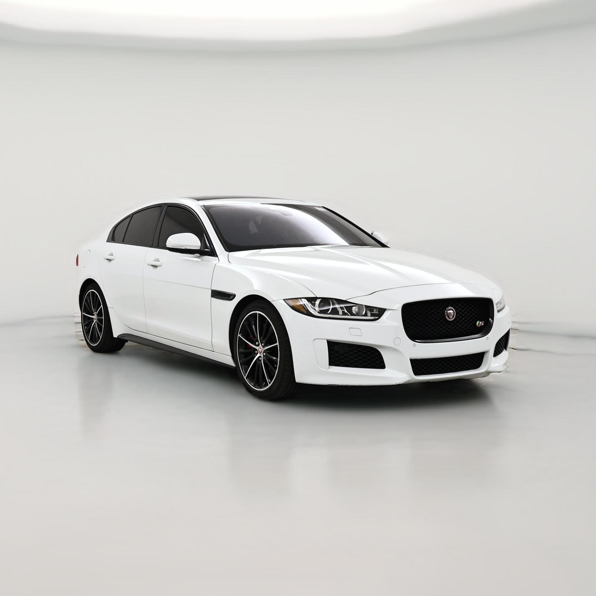 Thumbnail: 2019 Jaguar XE - 1