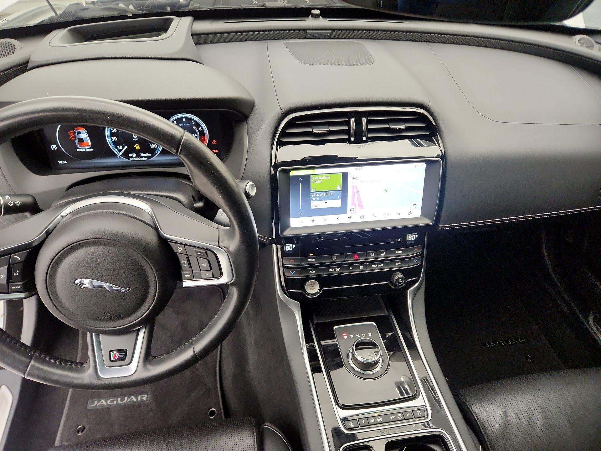 Thumbnail: 2019 Jaguar XE - 9