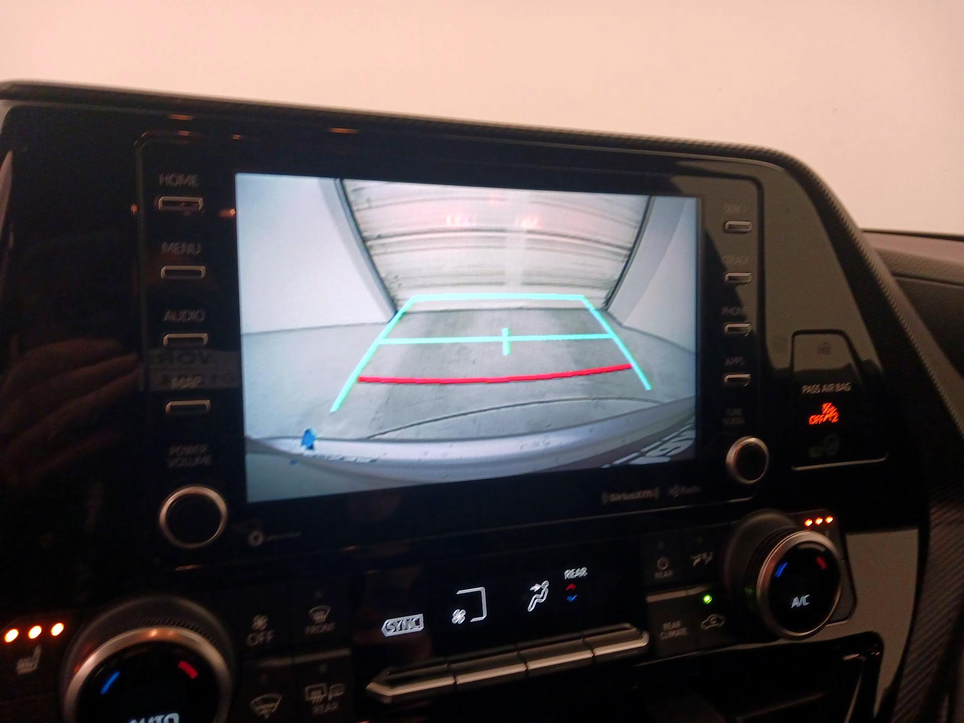 Thumbnail: 2021 Toyota Highlander - 14