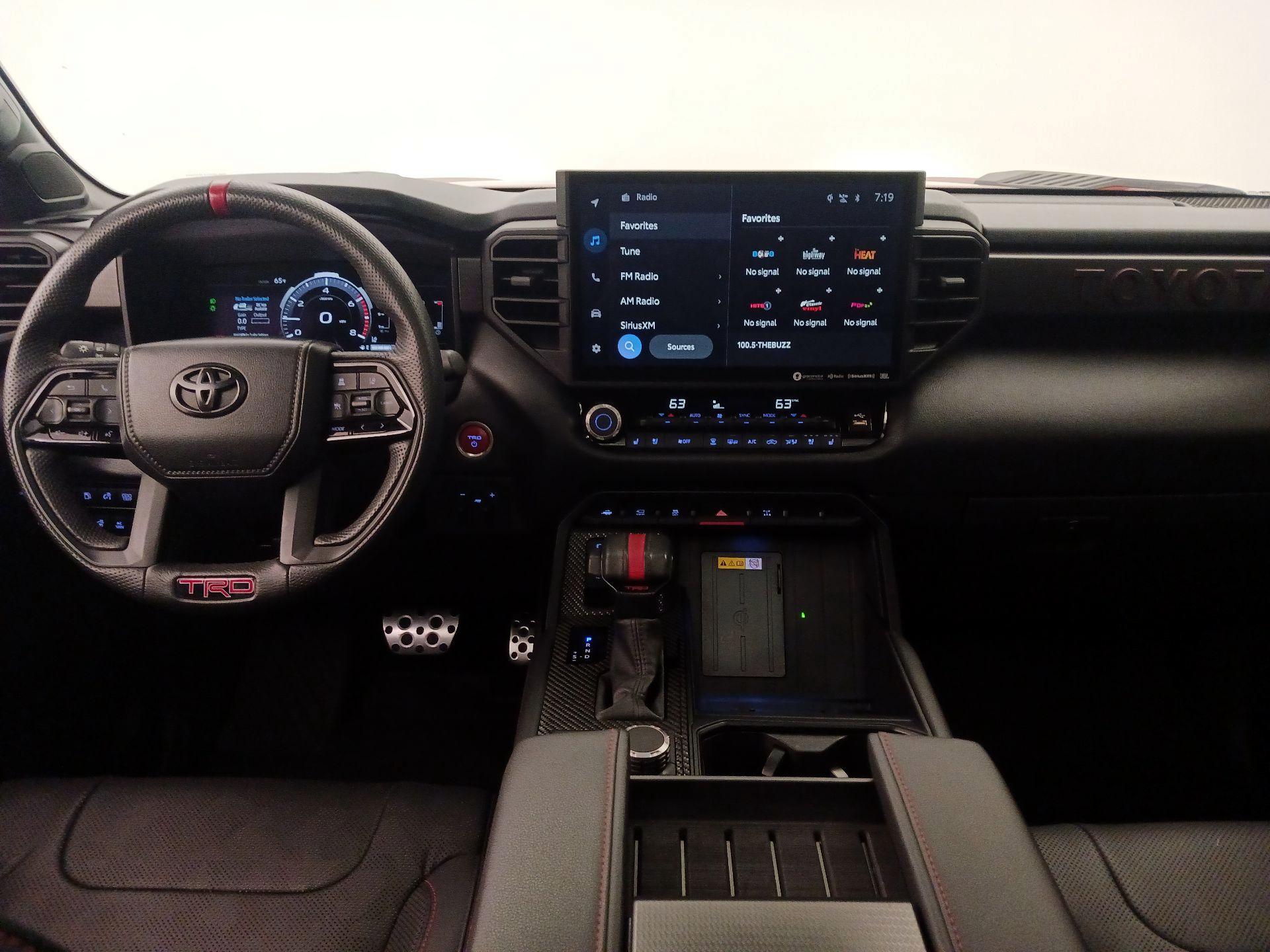 Thumbnail: 2024 Toyota Tundra - 9