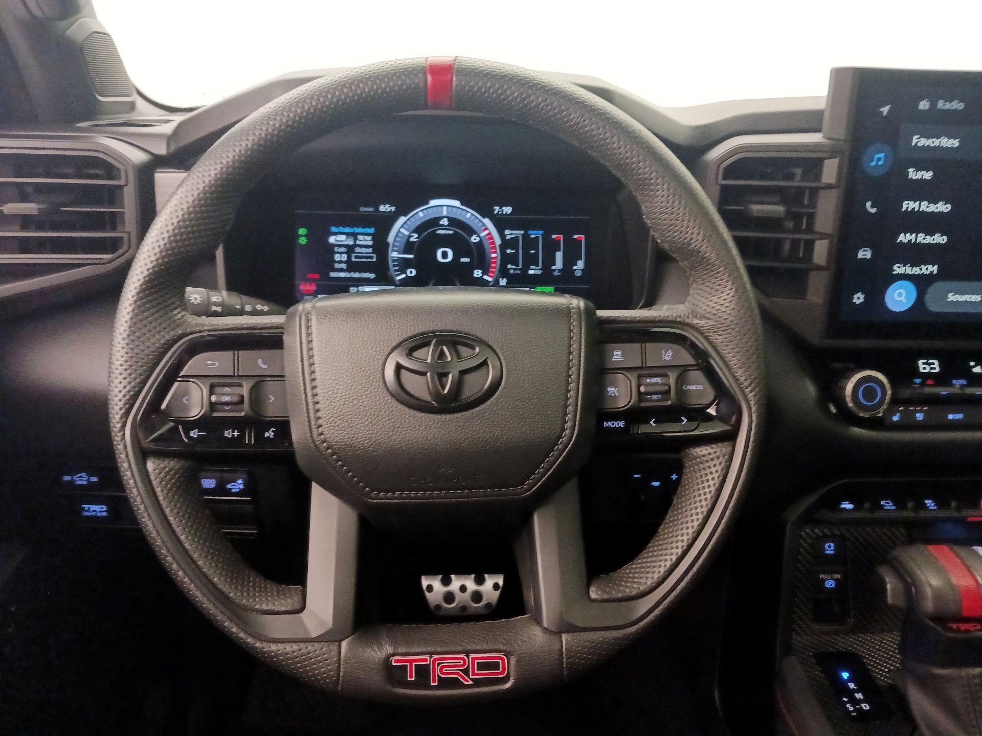 Thumbnail: 2024 Toyota Tundra - 10