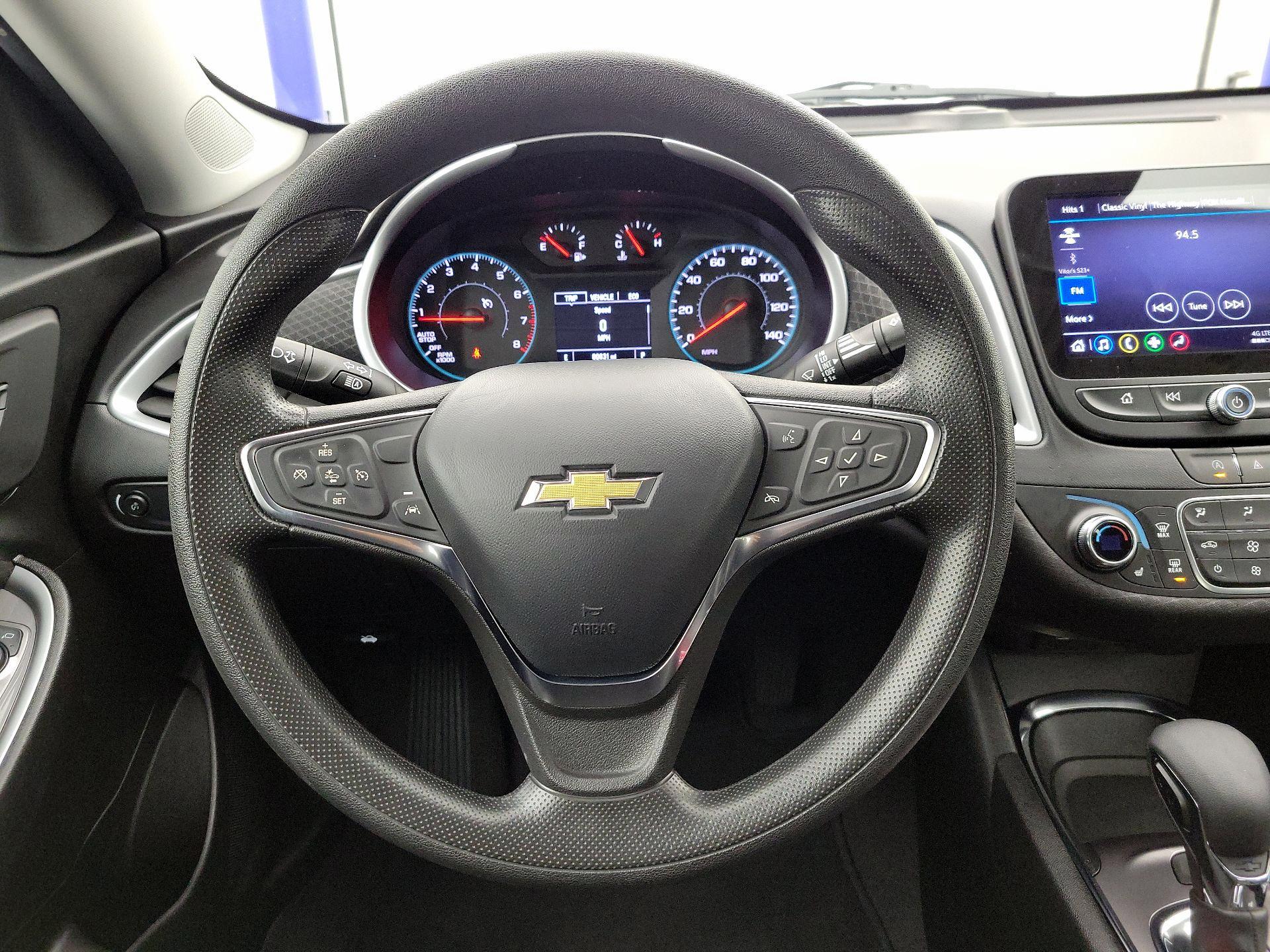 Thumbnail: 2023 Chevrolet Malibu - 10