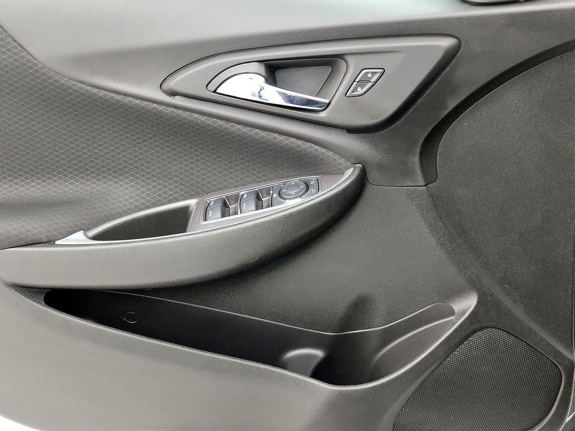 Thumbnail: 2023 Chevrolet Malibu - 12