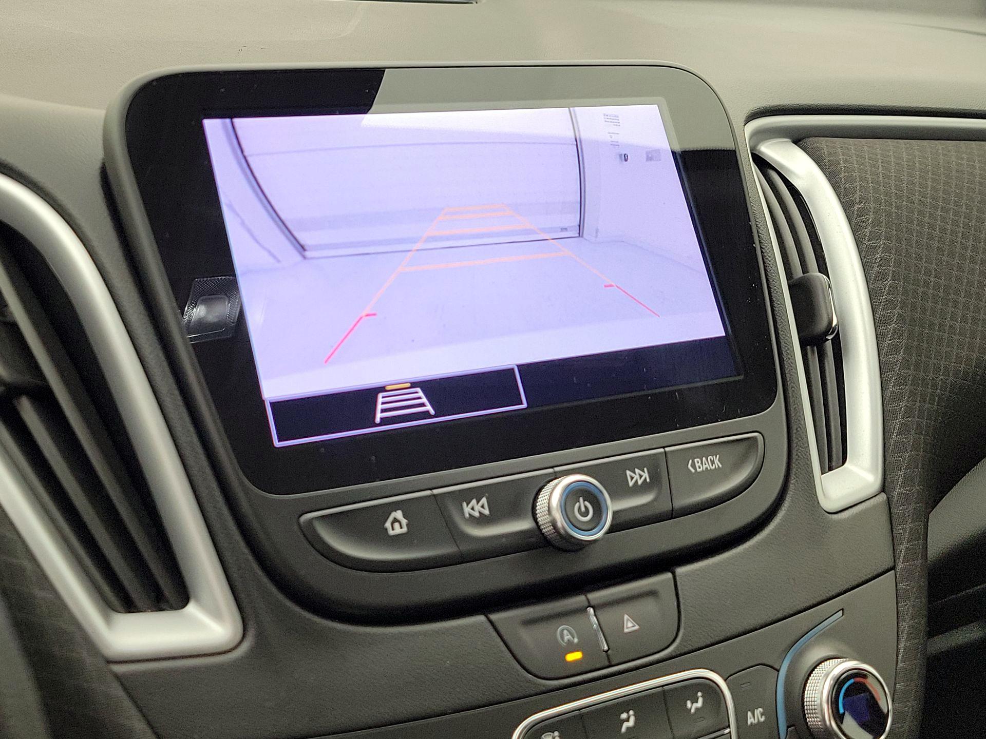 Thumbnail: 2023 Chevrolet Malibu - 14