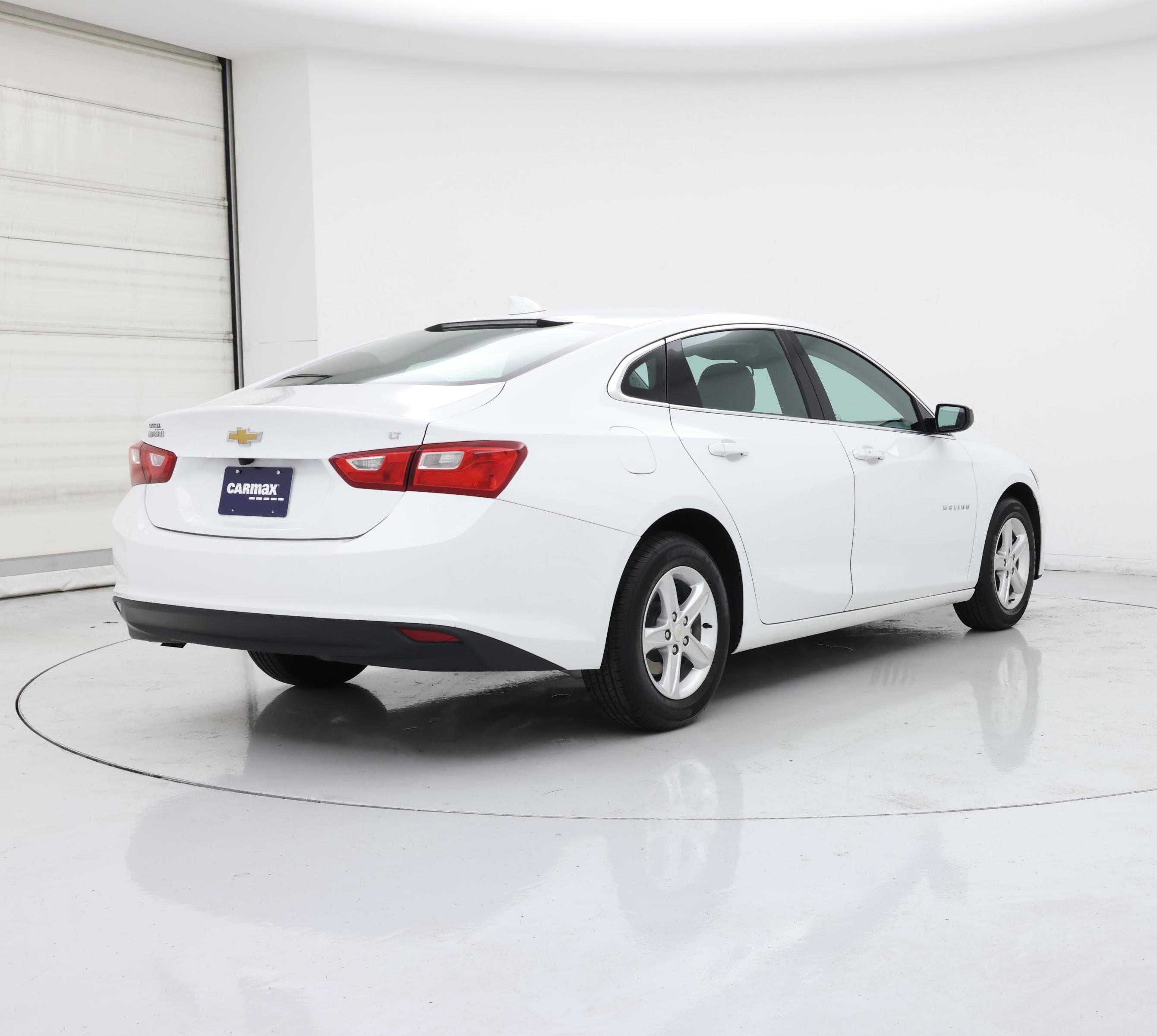 Thumbnail: 2023 Chevrolet Malibu - 8