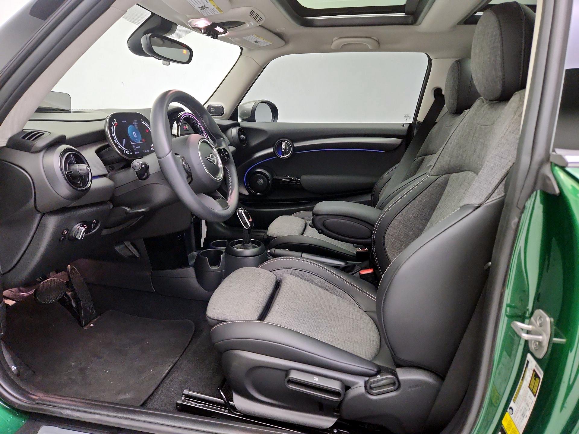 Thumbnail: 2024 MINI Cooper Hardtop - 11