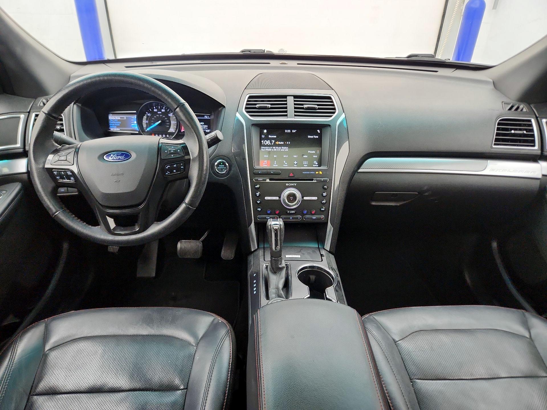 Thumbnail: 2017 Ford Explorer - 9