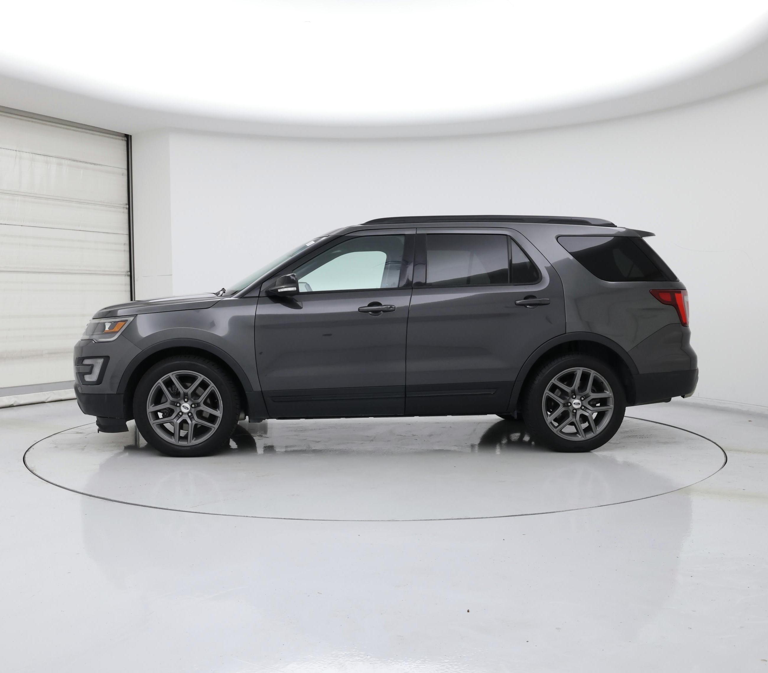 Thumbnail: 2017 Ford Explorer - 3