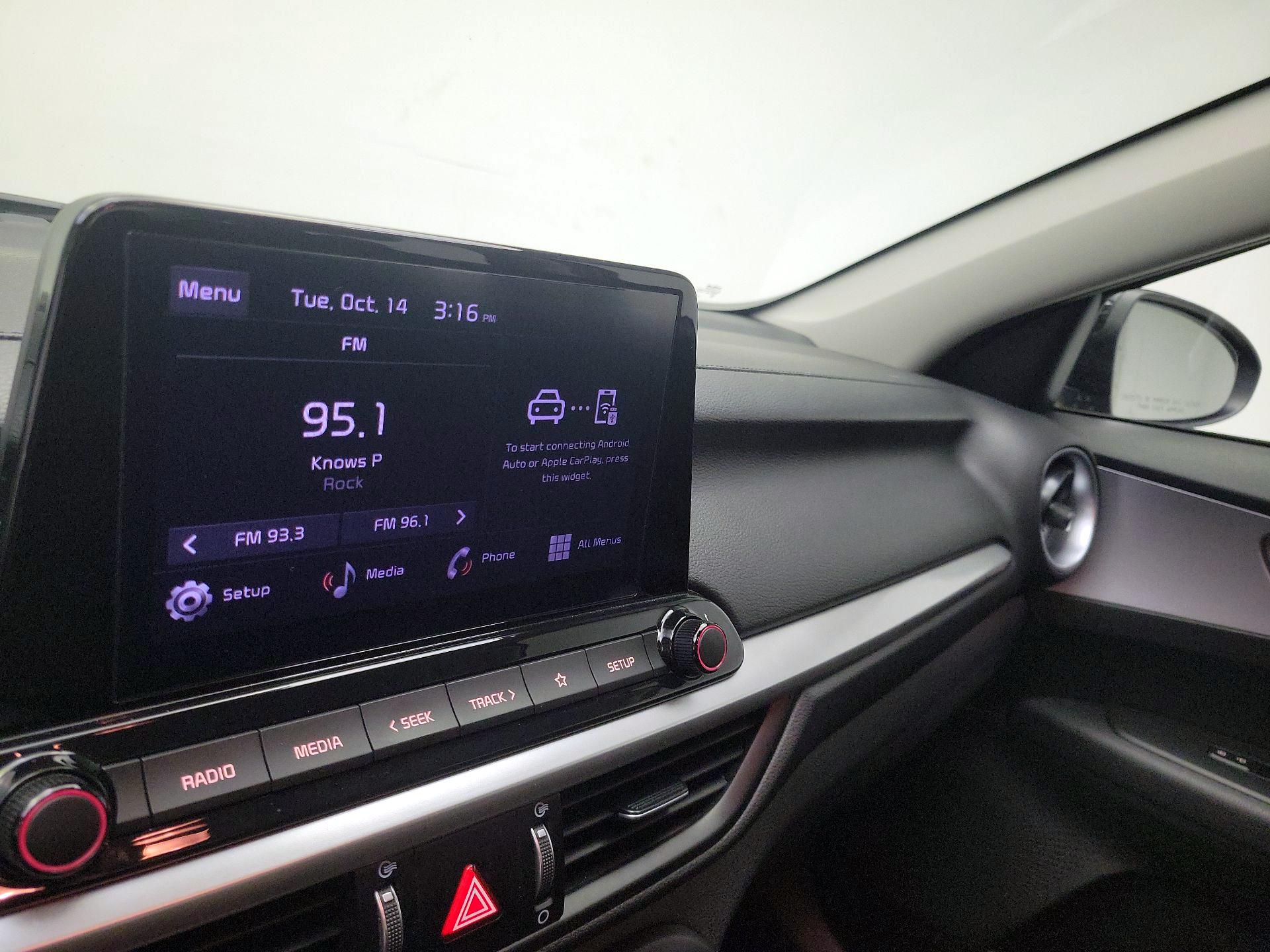 Thumbnail: 2024 Kia Forte - 15