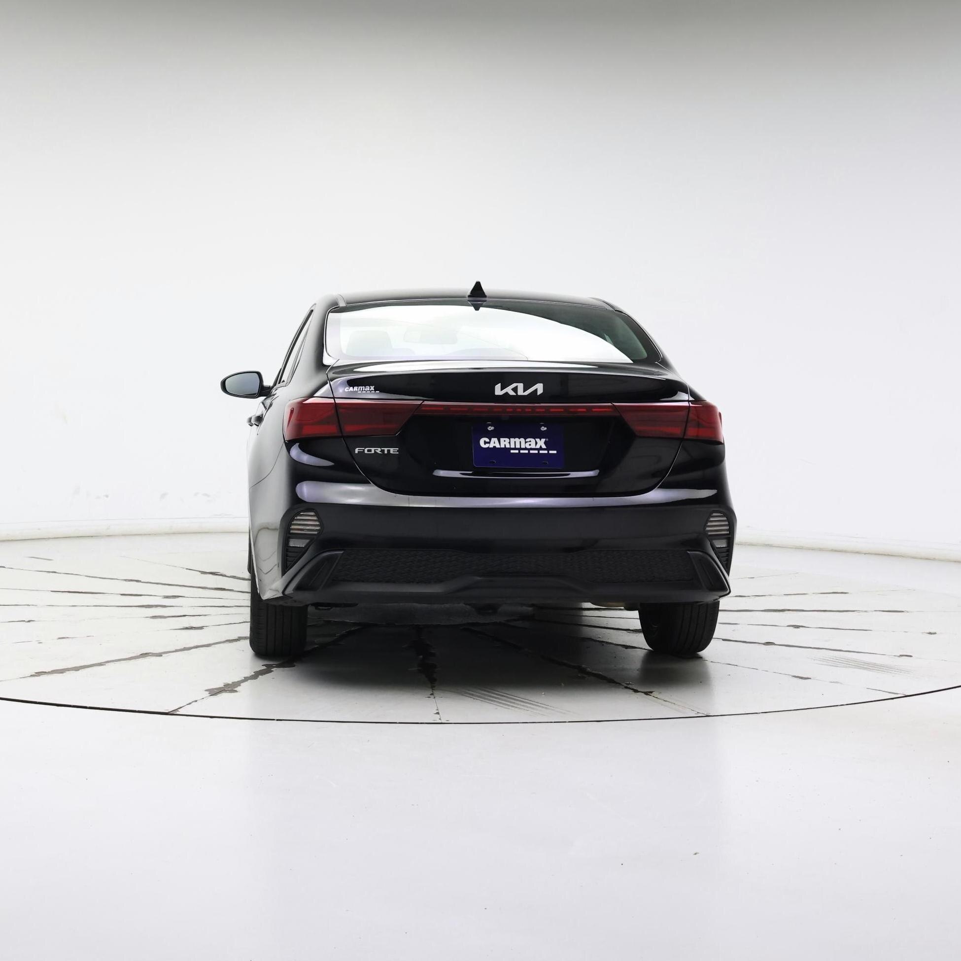 Thumbnail: 2024 Kia Forte - 6