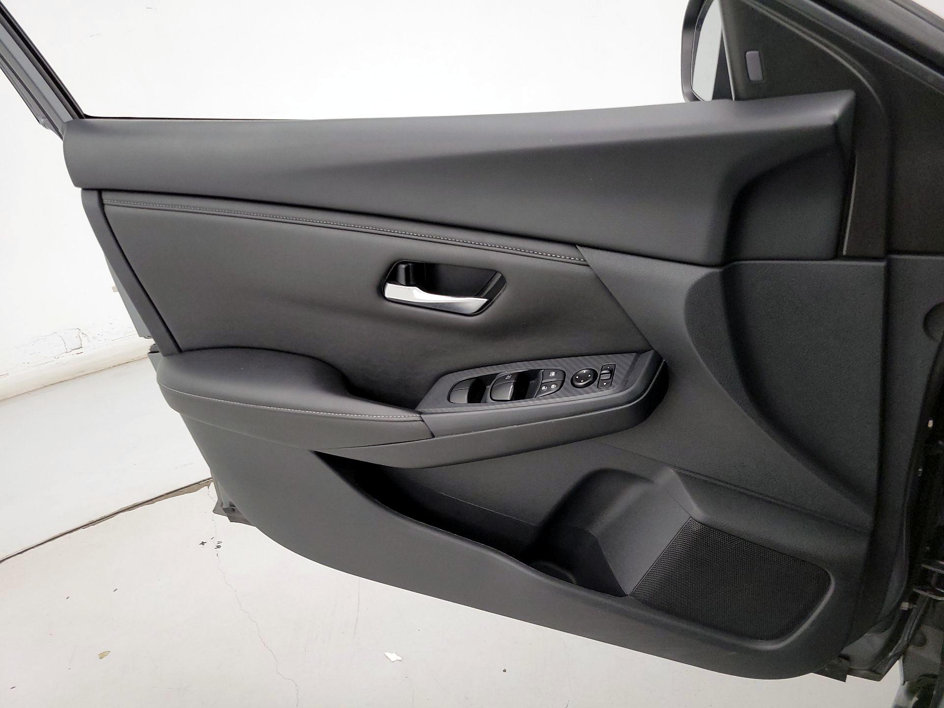 Thumbnail: 2024 Nissan Sentra - 12