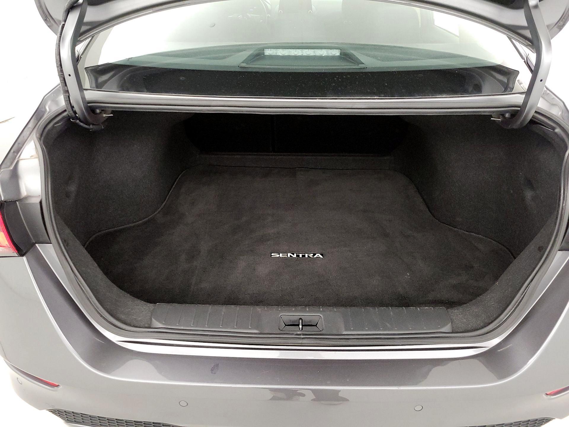 Thumbnail: 2024 Nissan Sentra - 20