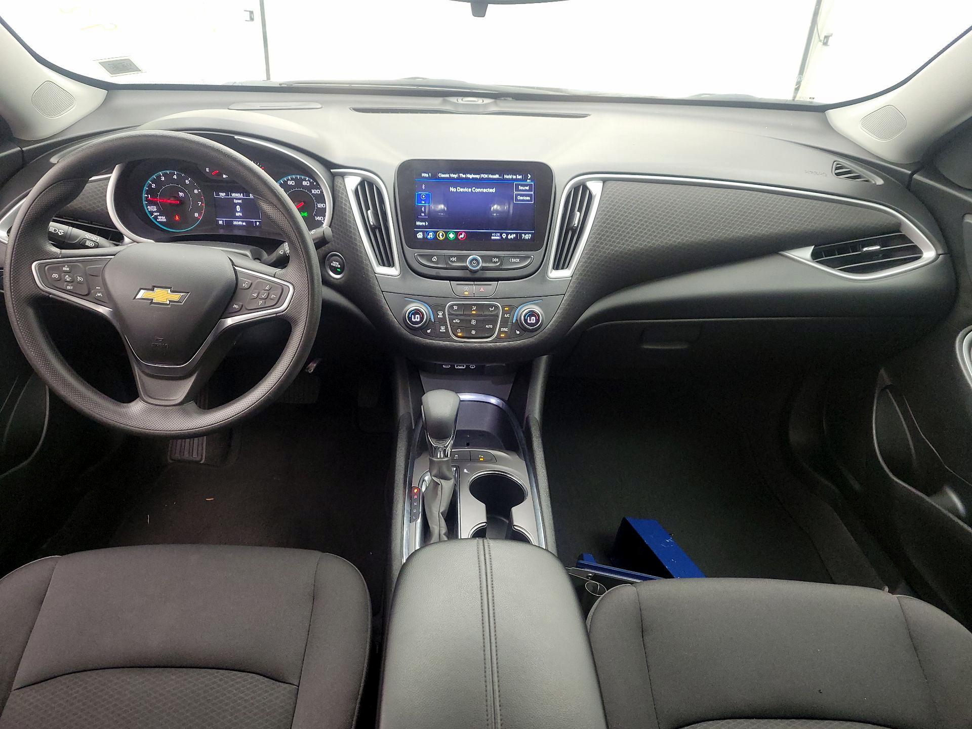 Thumbnail: 2024 Chevrolet Malibu - 9