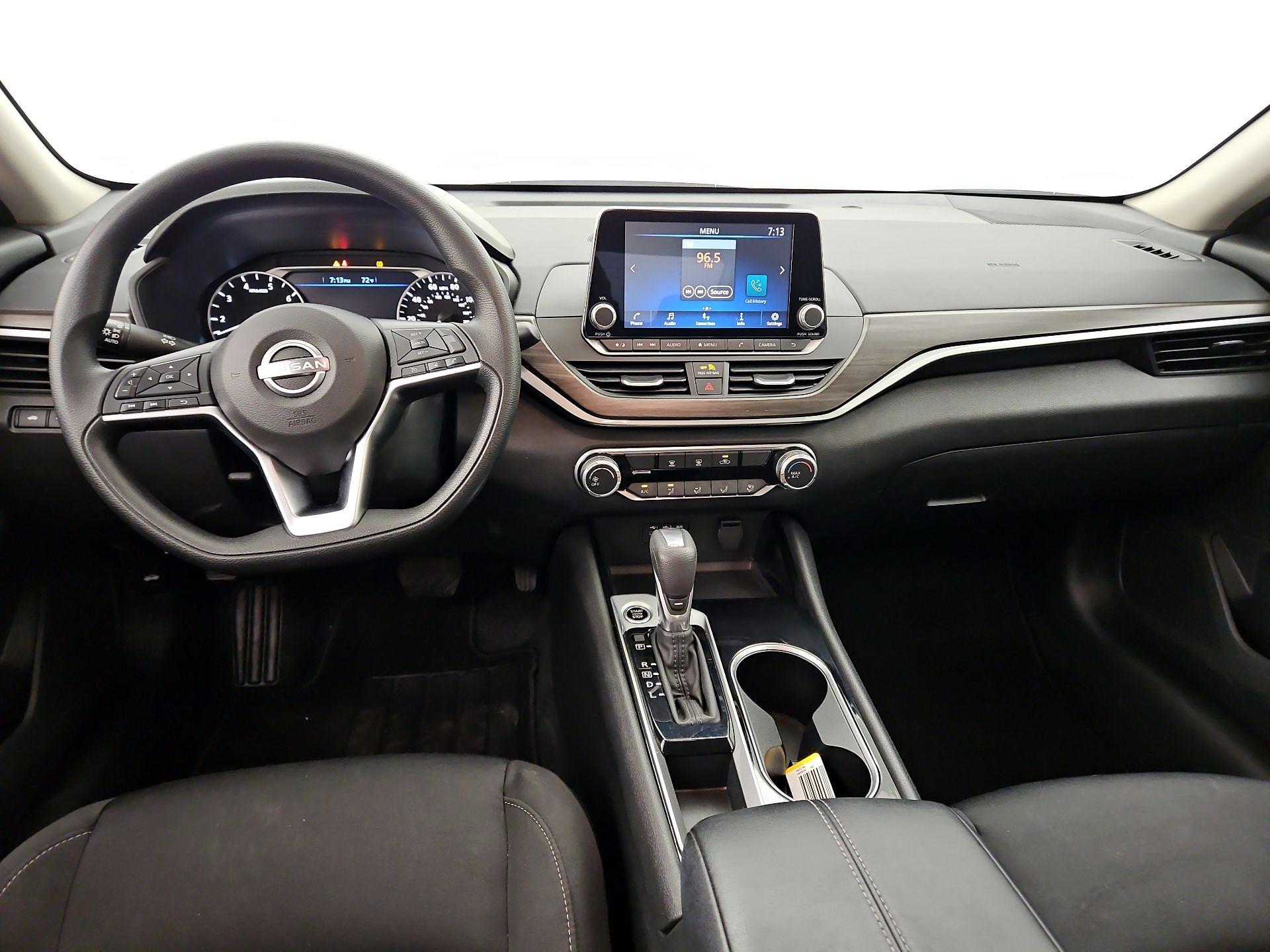 Thumbnail: 2024 Nissan Altima - 9