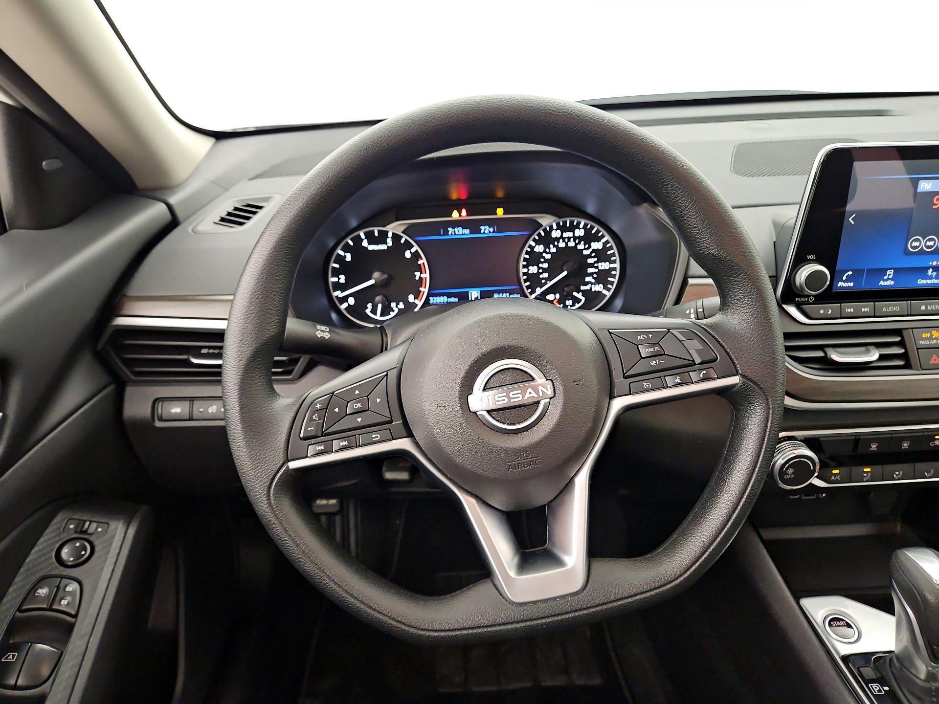 Thumbnail: 2024 Nissan Altima - 10