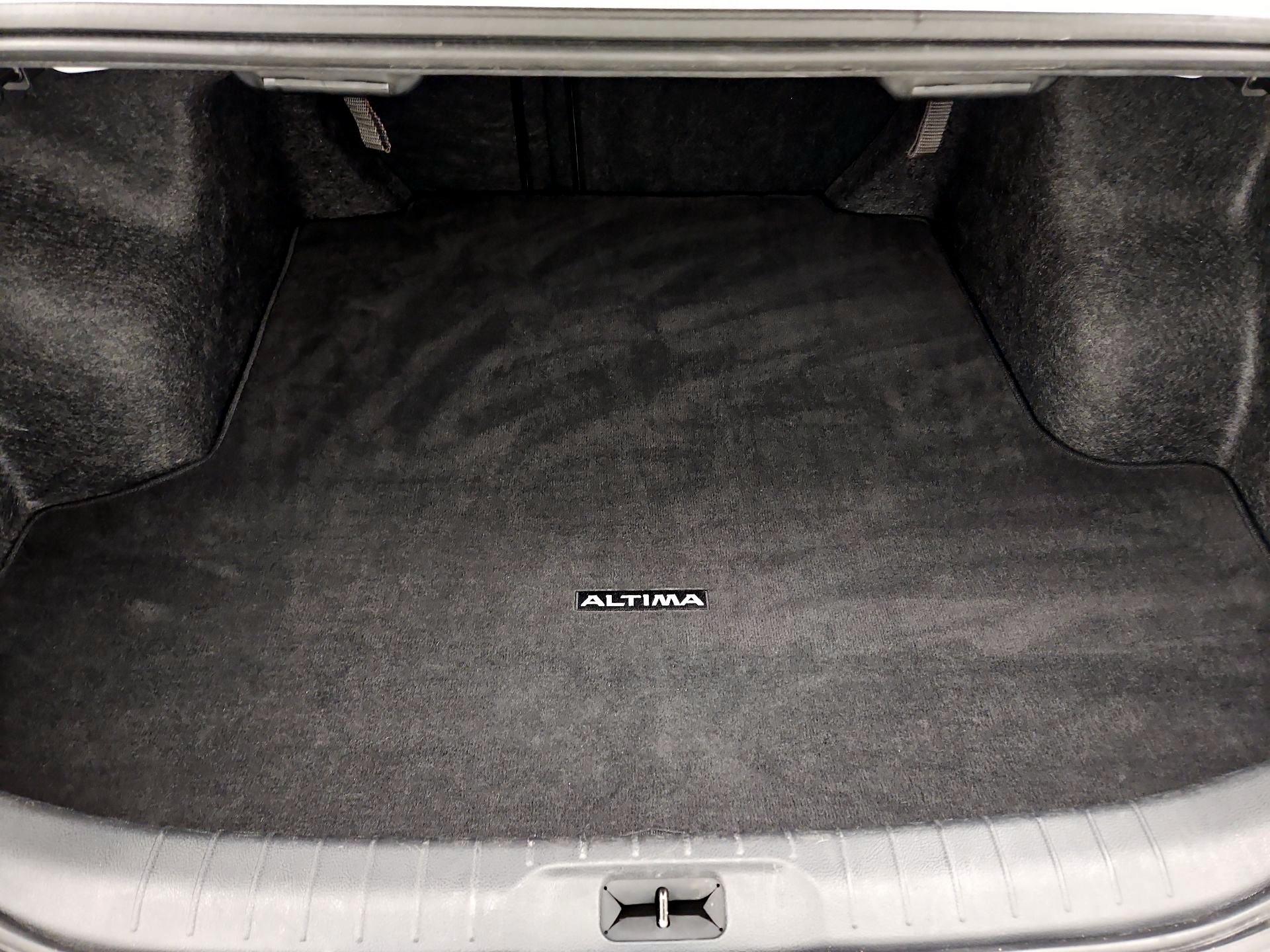 Thumbnail: 2024 Nissan Altima - 20