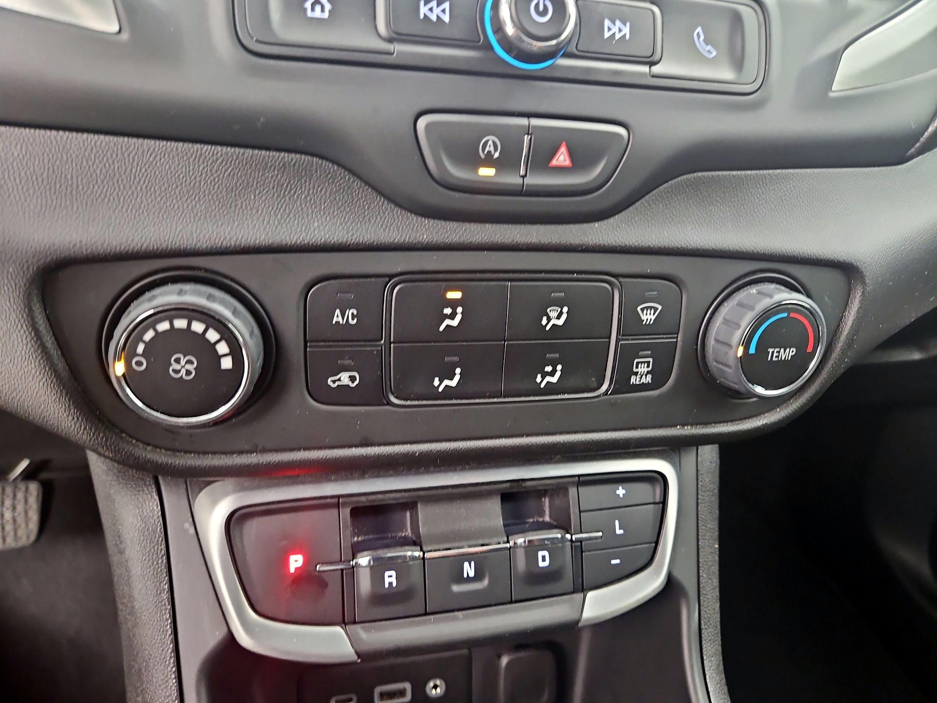 Thumbnail: 2024 GMC Terrain - 17
