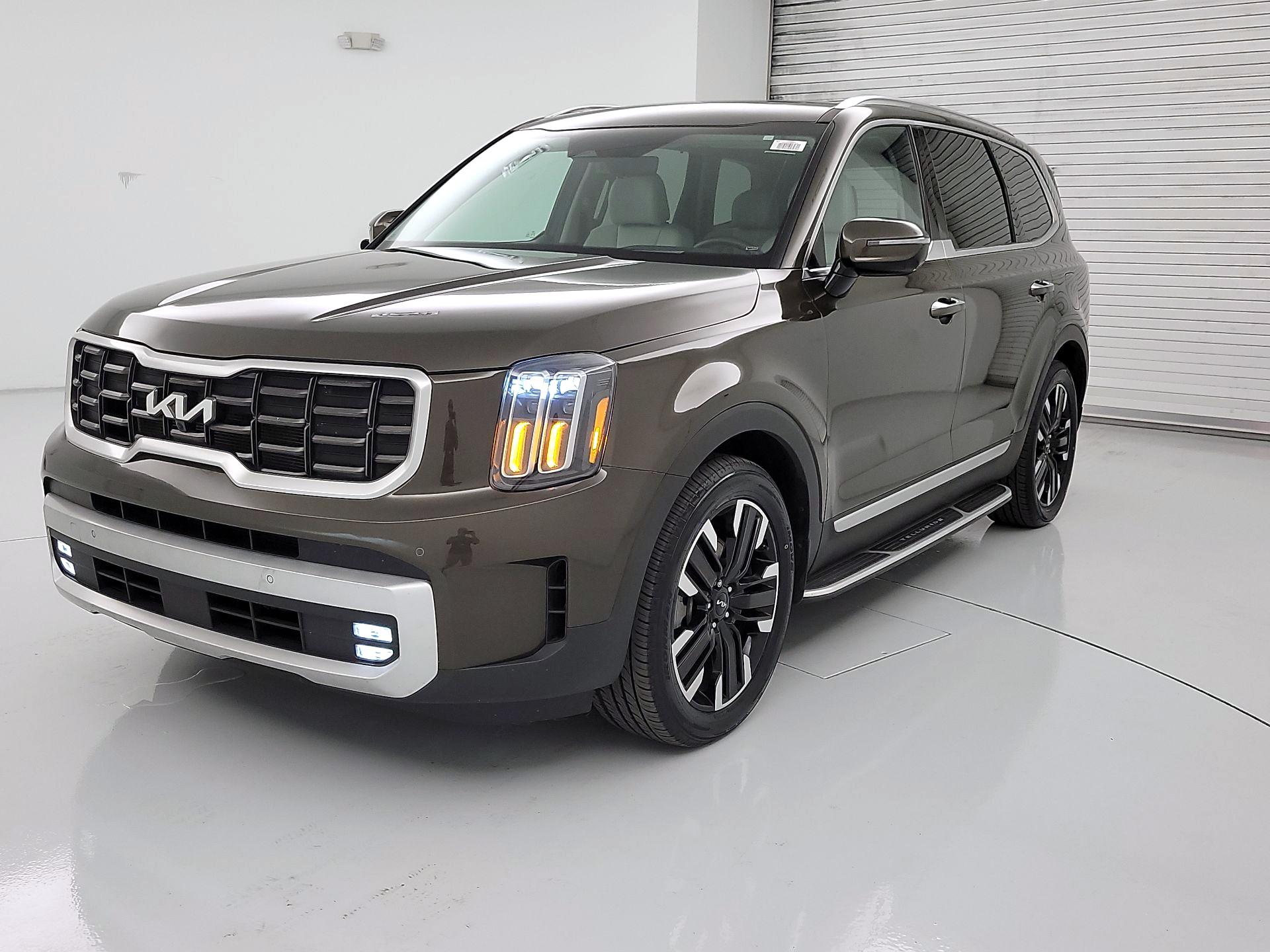 Thumbnail: 2024 Kia Telluride - 3