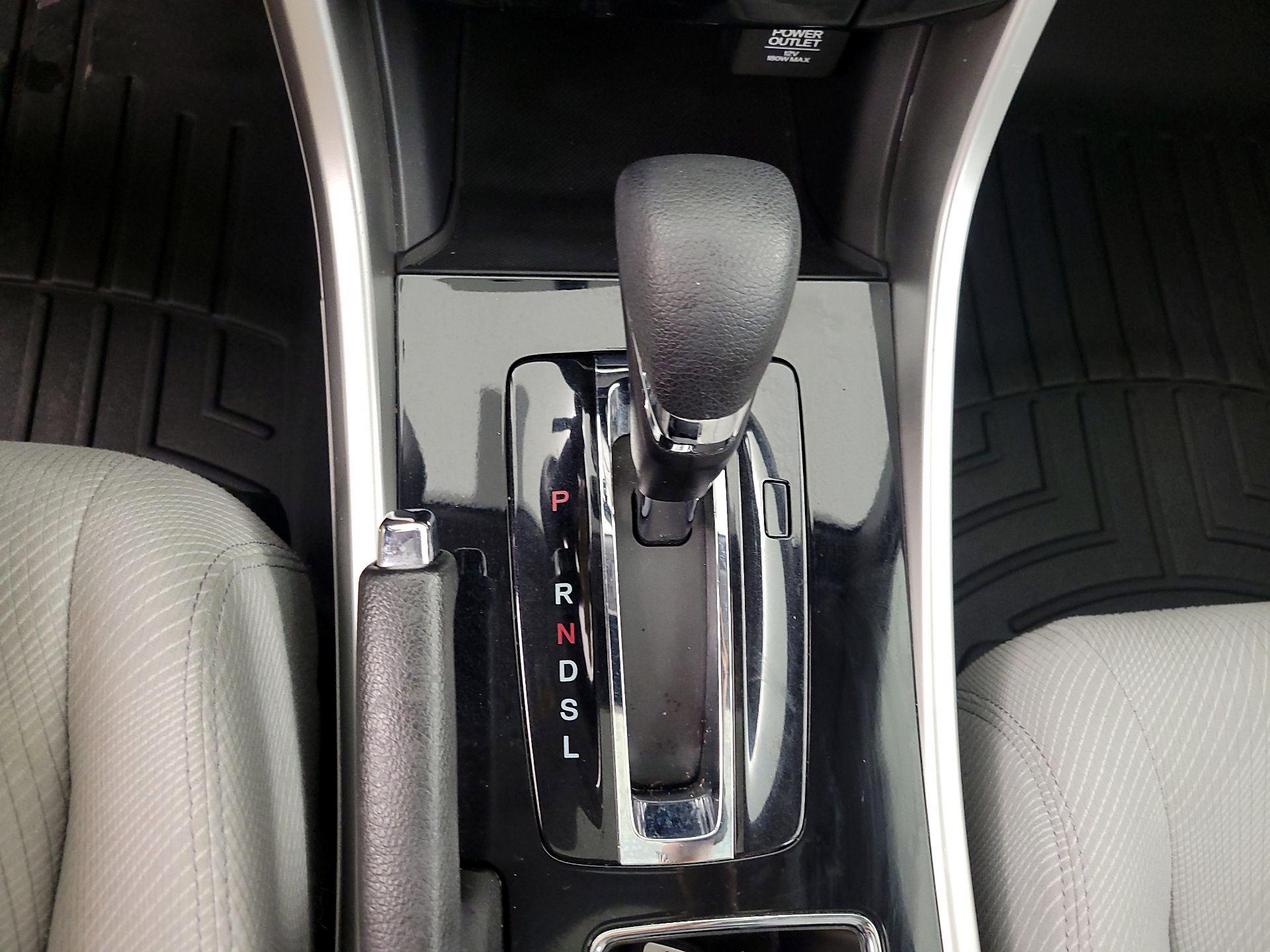 Thumbnail: 2016 Honda Accord - 15