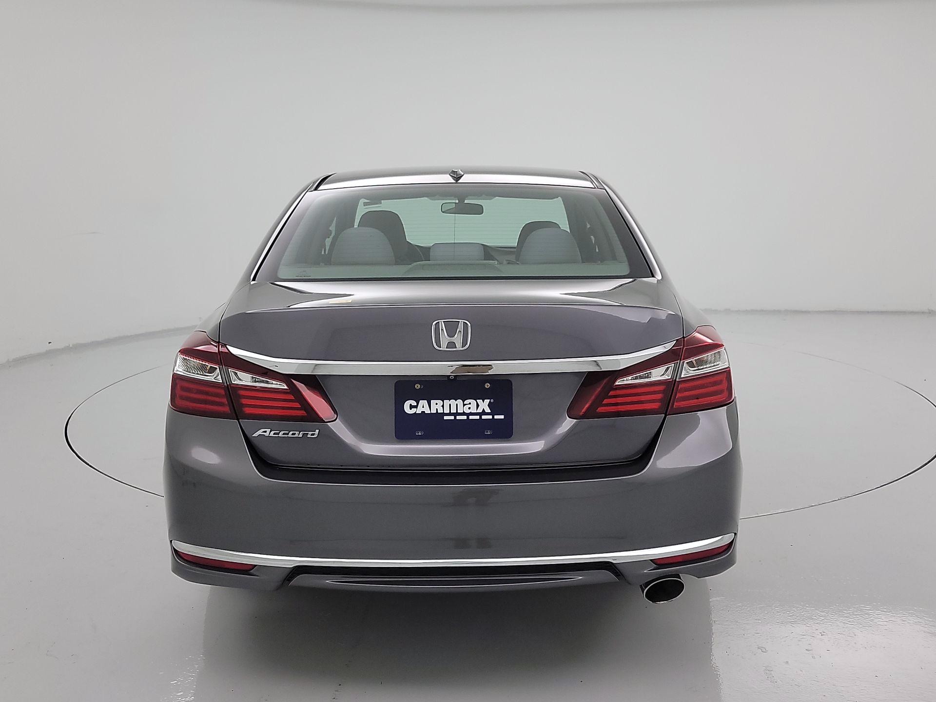 Thumbnail: 2016 Honda Accord - 6