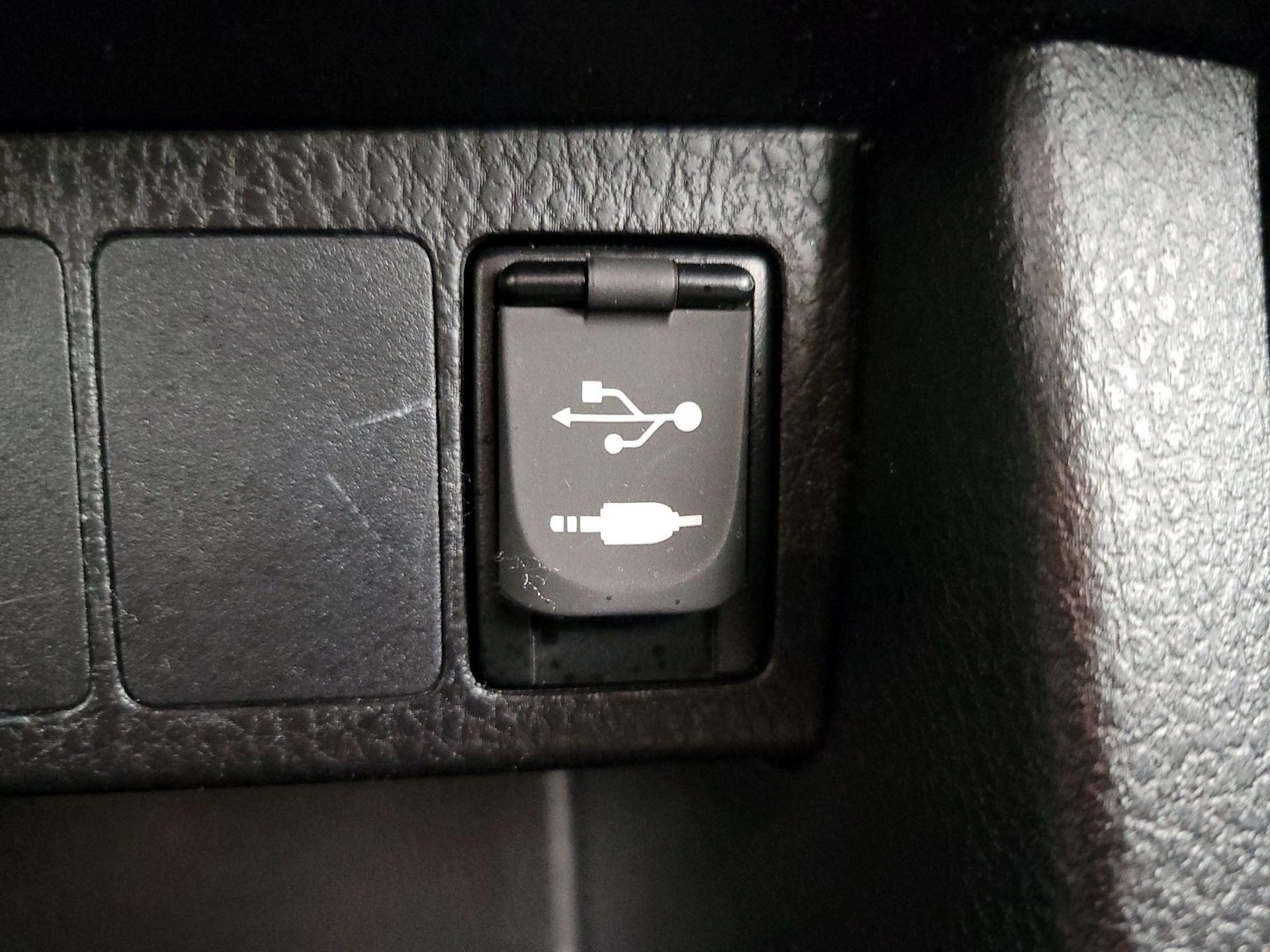 Thumbnail: 2019 Toyota Corolla - 16