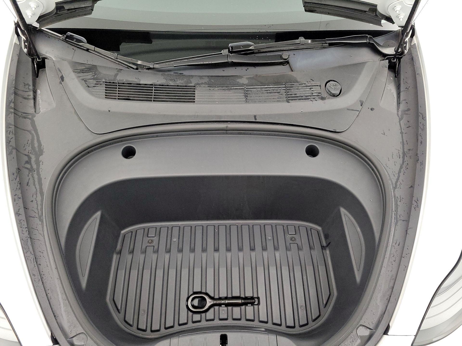 Thumbnail: 2023 Tesla Model 3 - 18