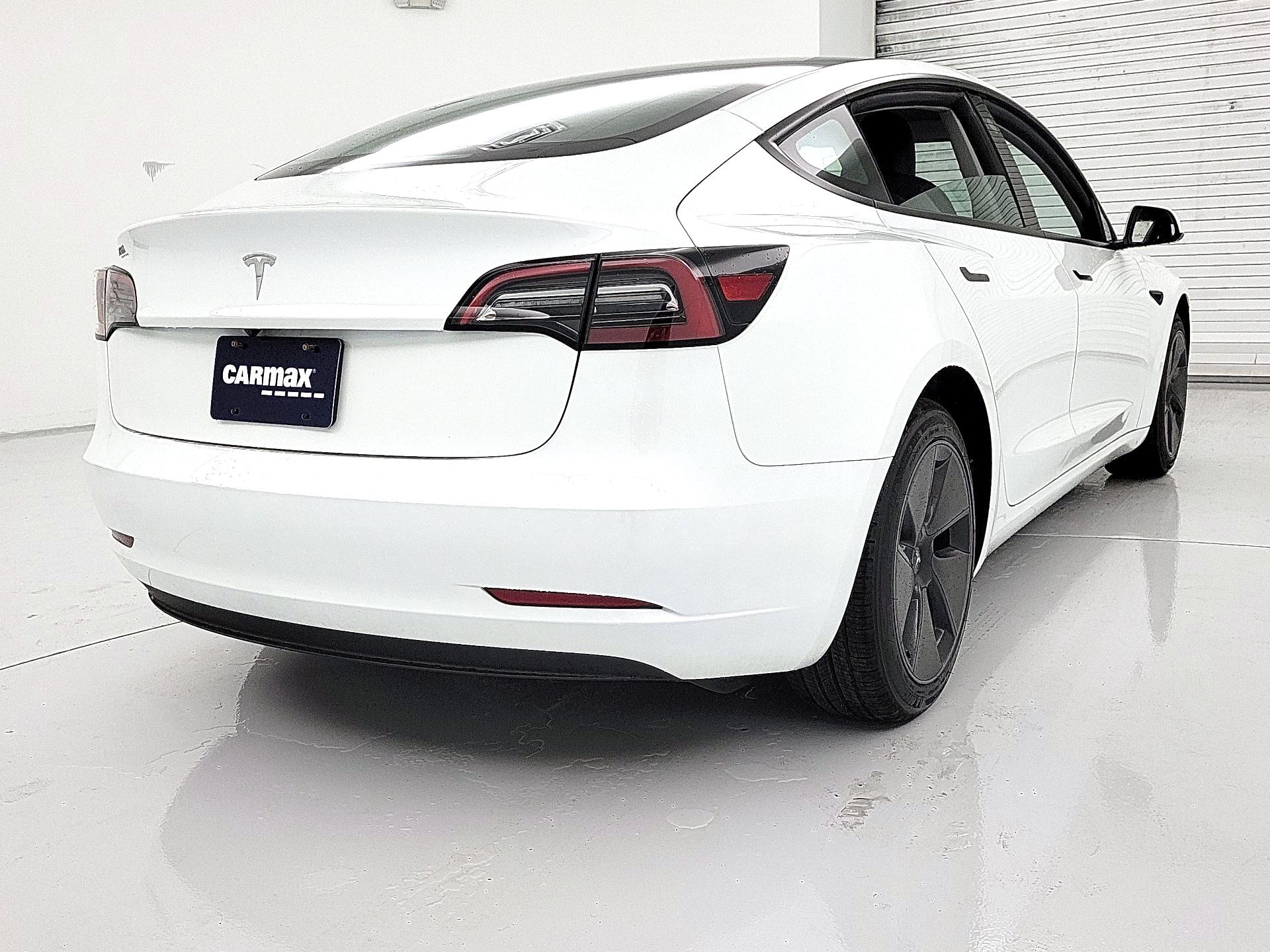 Thumbnail: 2023 Tesla Model 3 - 5