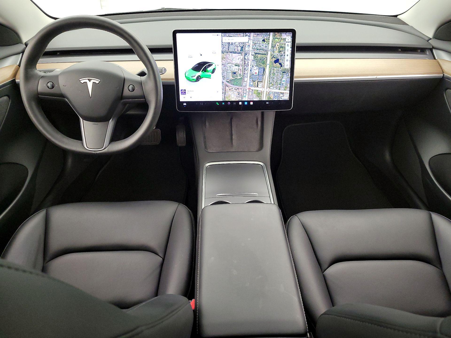 Thumbnail: 2023 Tesla Model 3 - 8