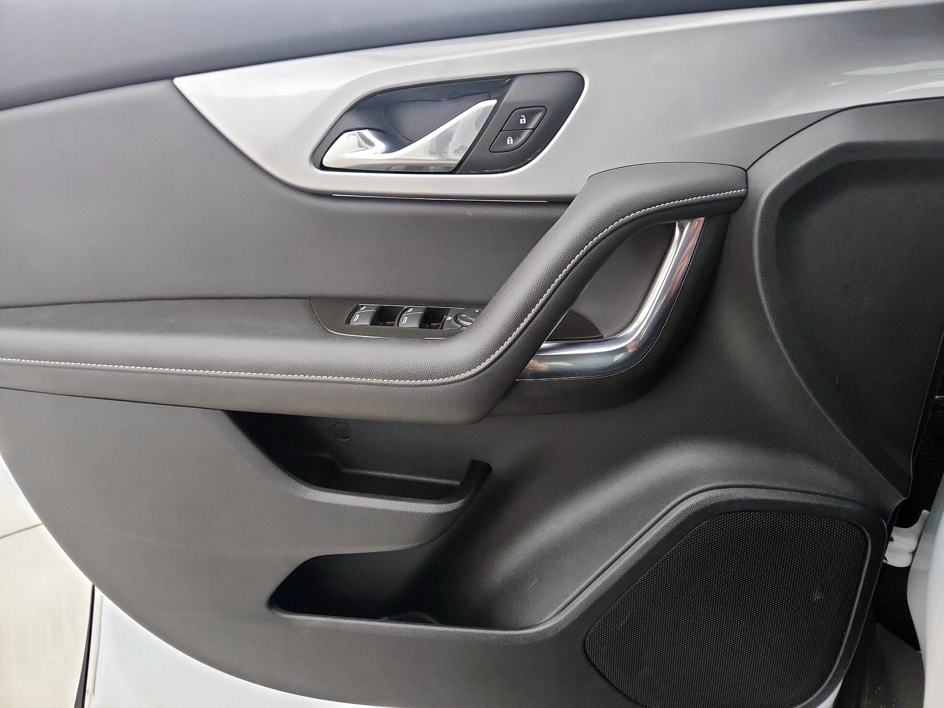 Thumbnail: 2023 Chevrolet Blazer - 12