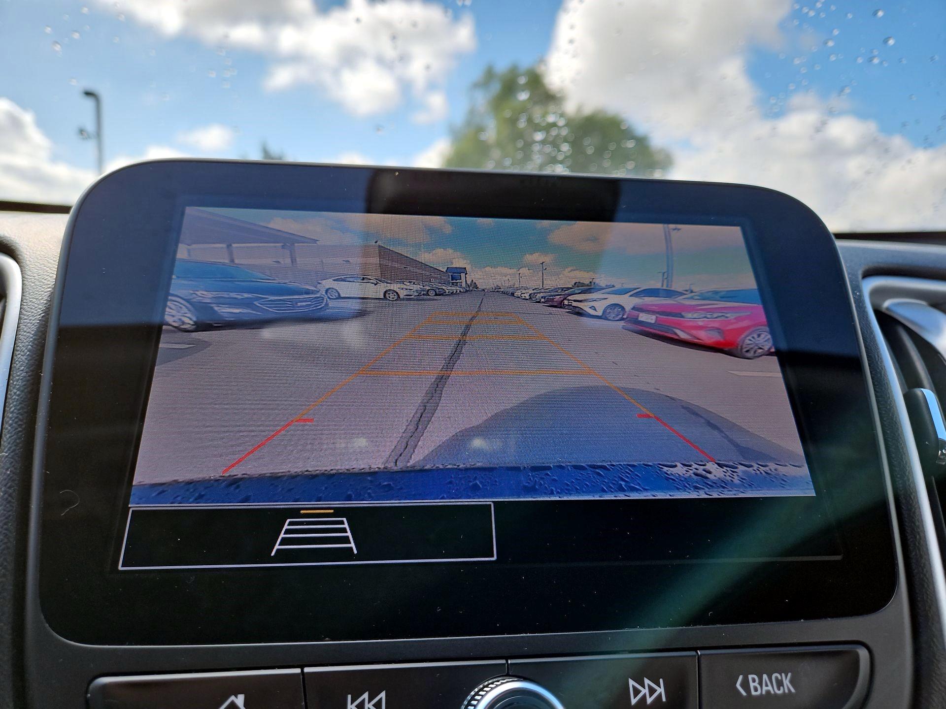 Thumbnail: 2023 Chevrolet Malibu - 12