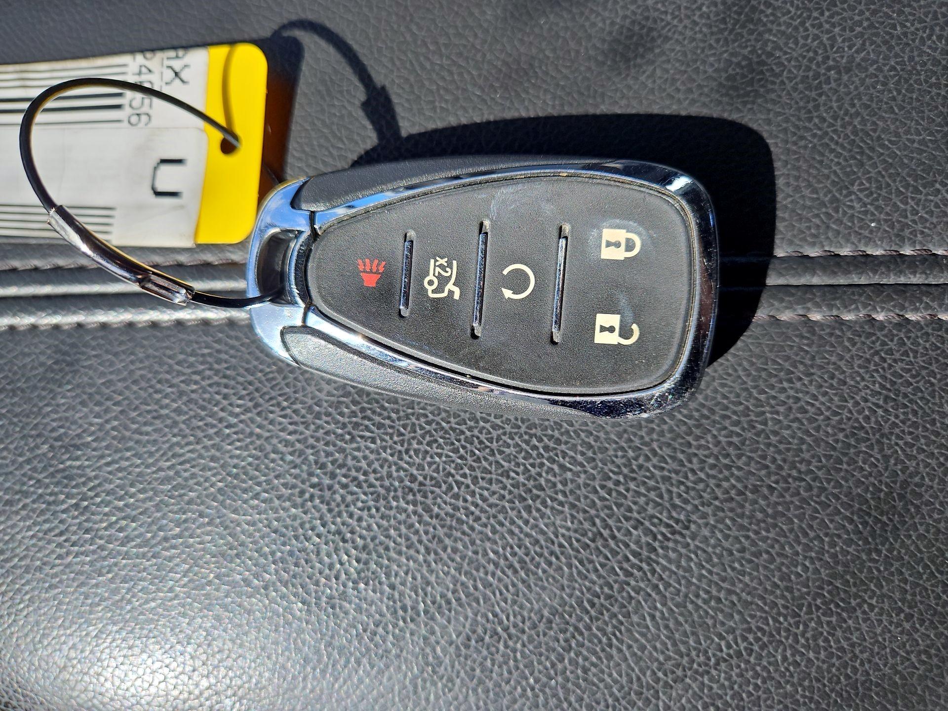 Thumbnail: 2023 Chevrolet Malibu - 20