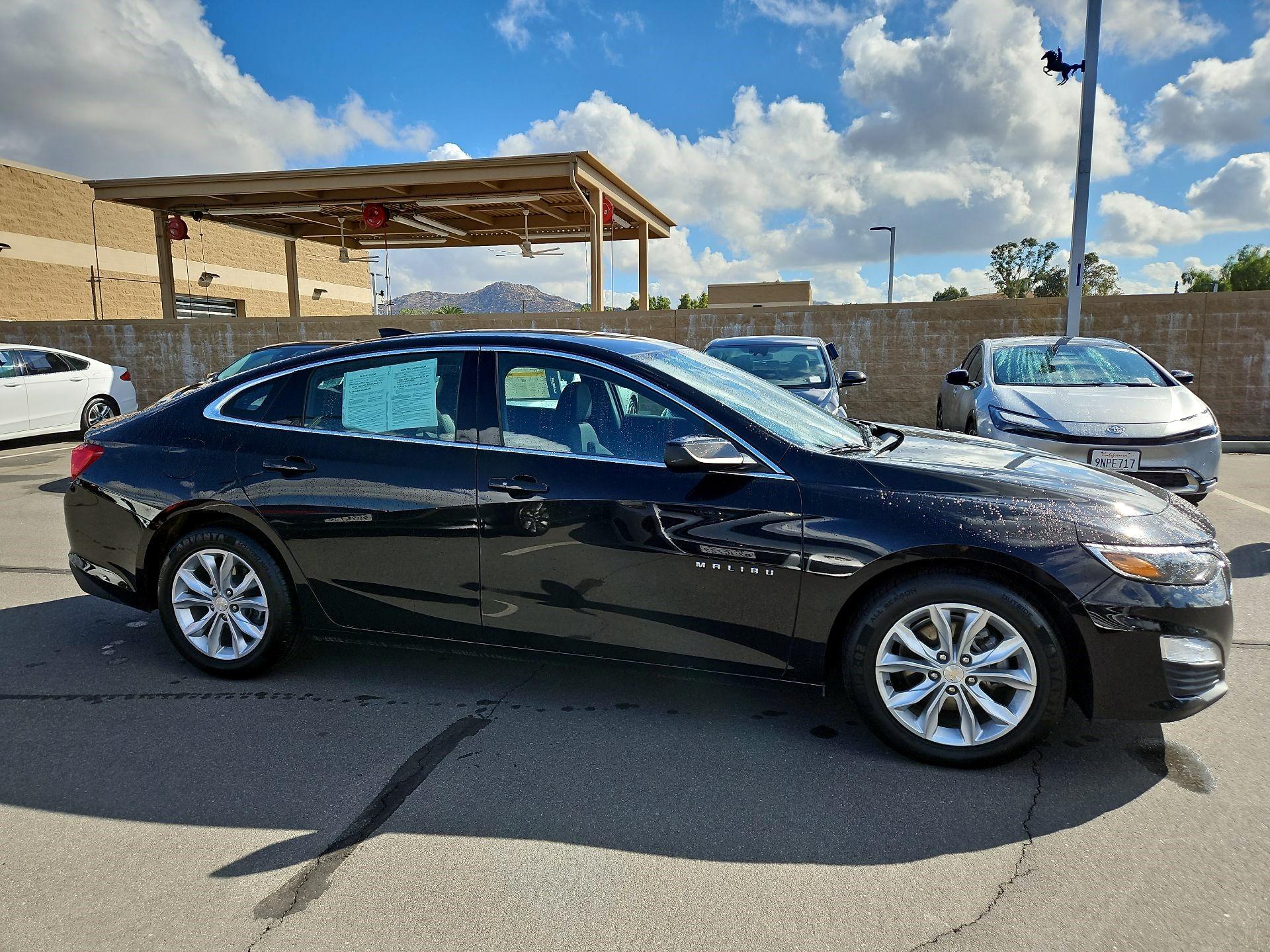 Thumbnail: 2023 Chevrolet Malibu - 4