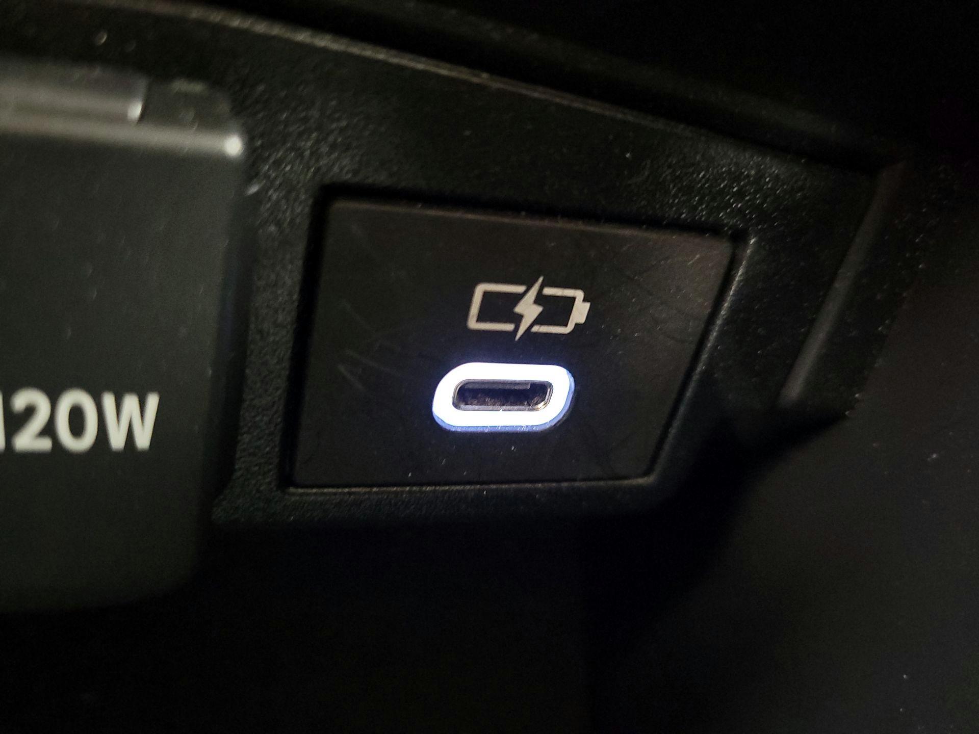 Thumbnail: 2024 Toyota Corolla - 18