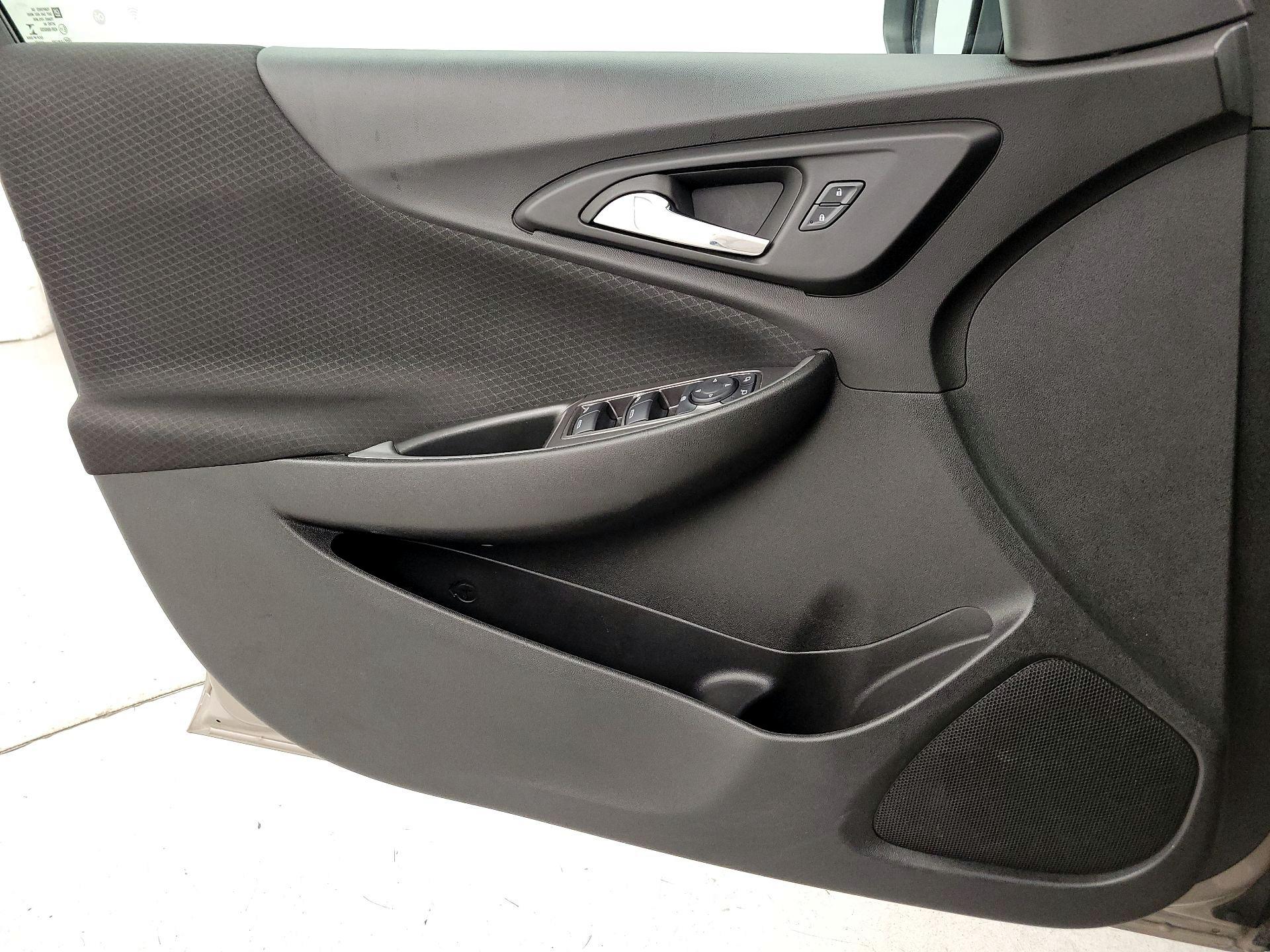 Thumbnail: 2024 Chevrolet Malibu - 12