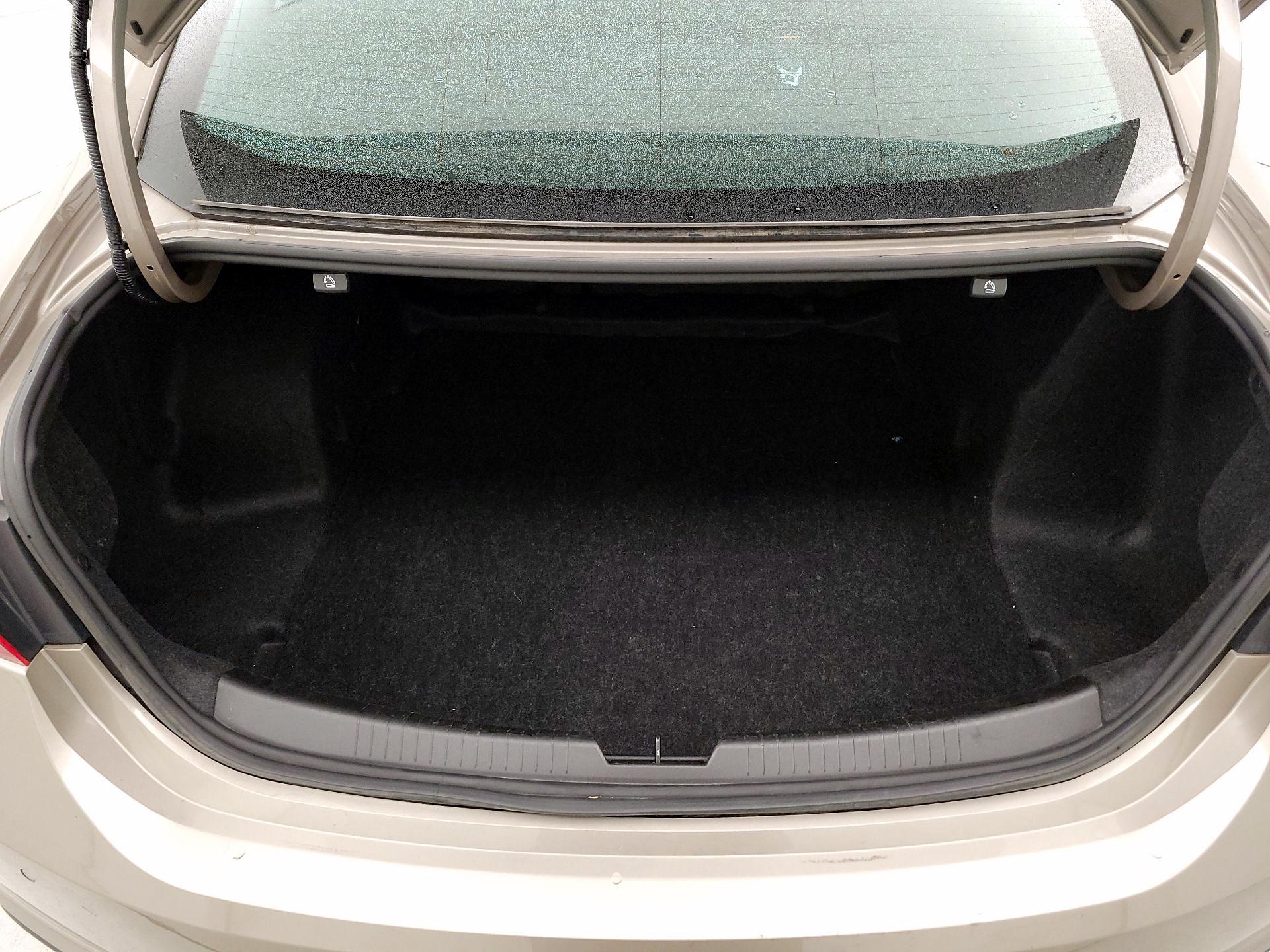 Thumbnail: 2024 Chevrolet Malibu - 20