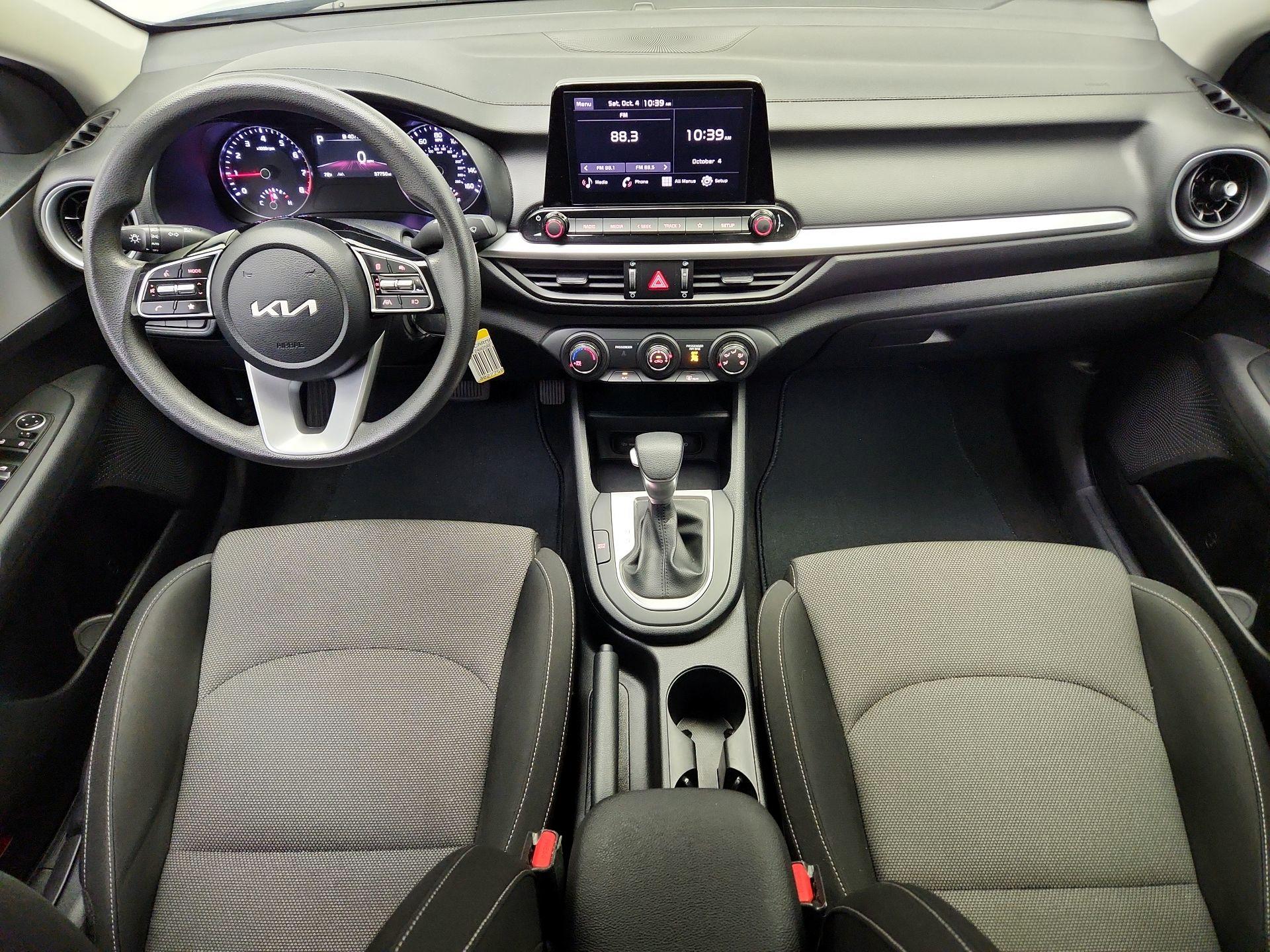 Thumbnail: 2024 Kia Forte - 9