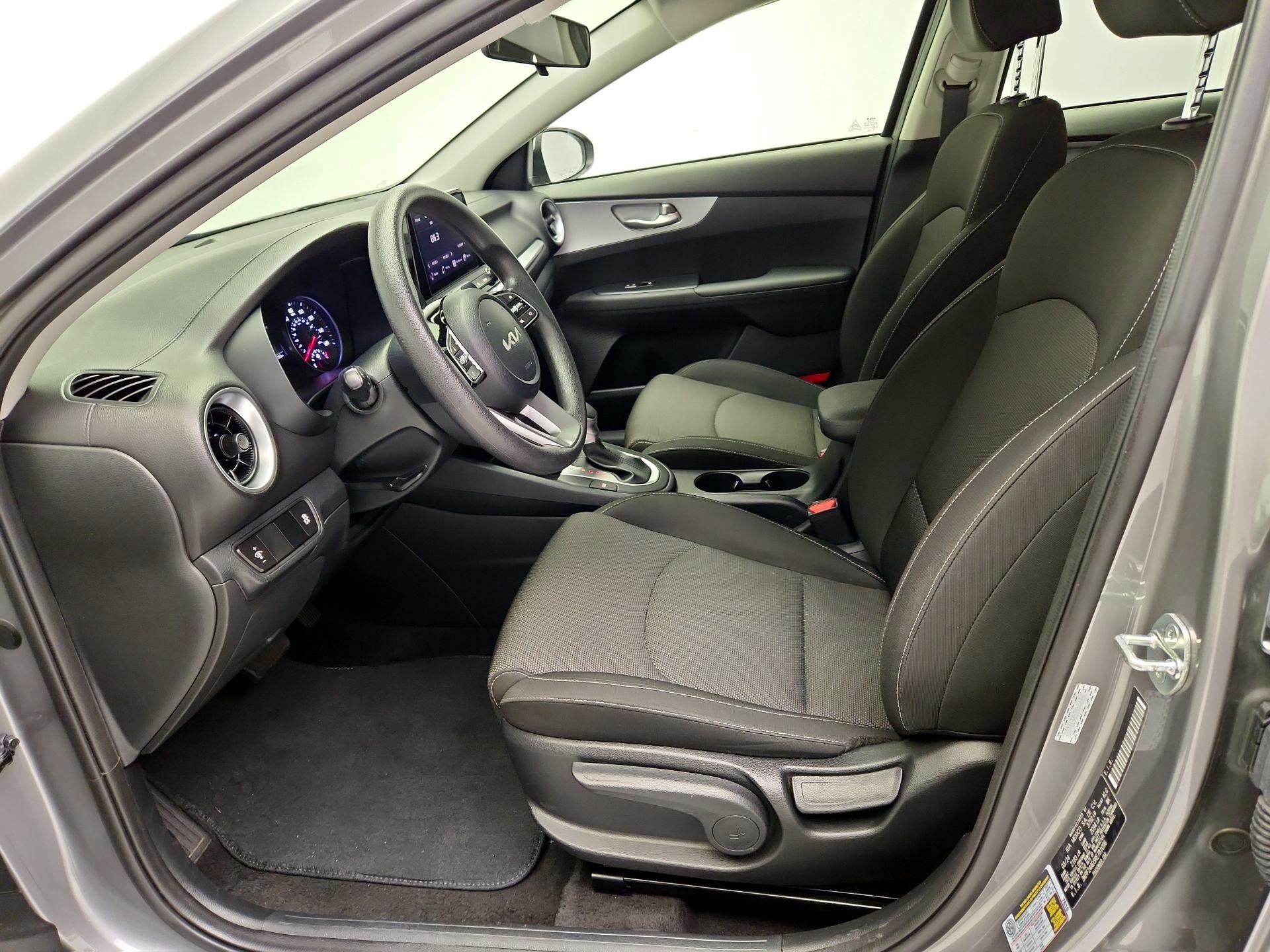 Thumbnail: 2024 Kia Forte - 11