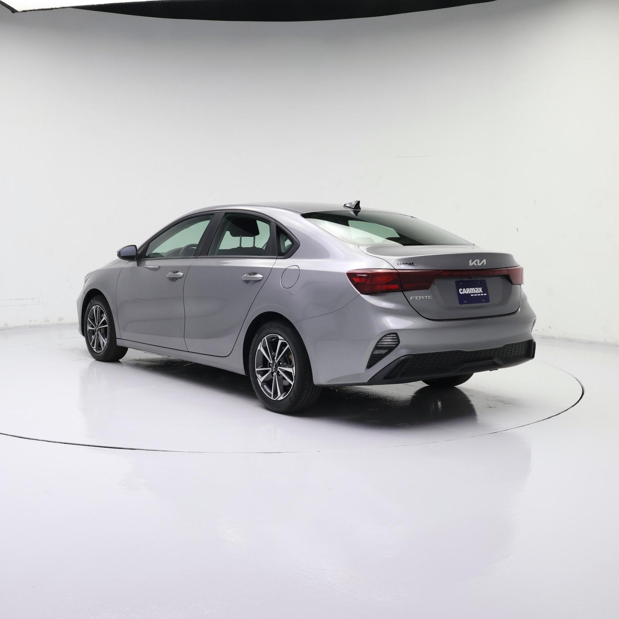 Thumbnail: 2024 Kia Forte - 2