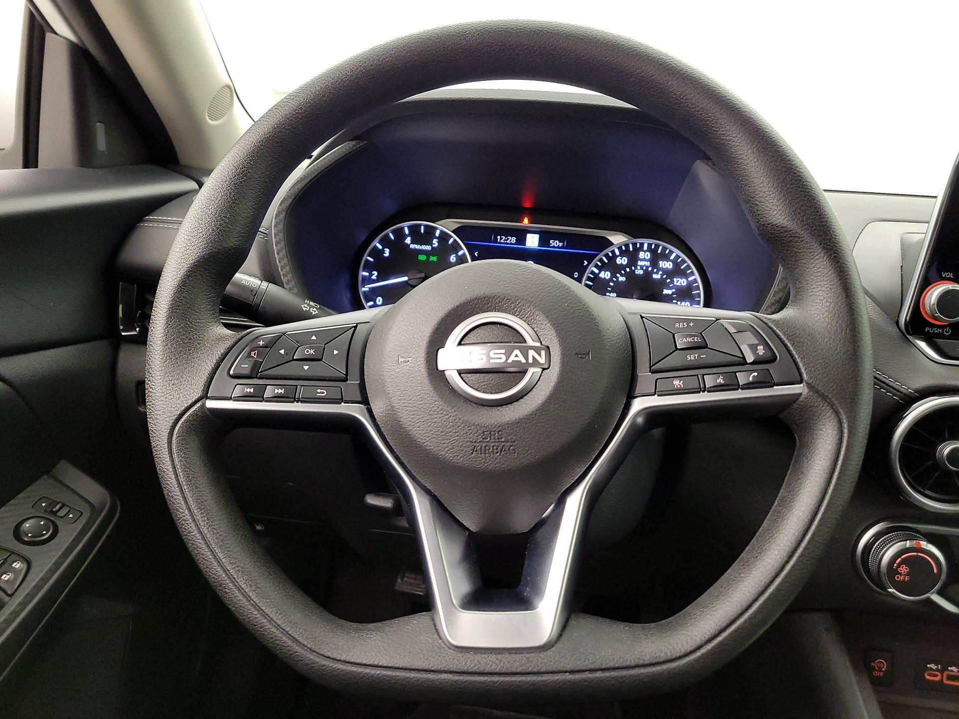 Thumbnail: 2024 Nissan Sentra - 10