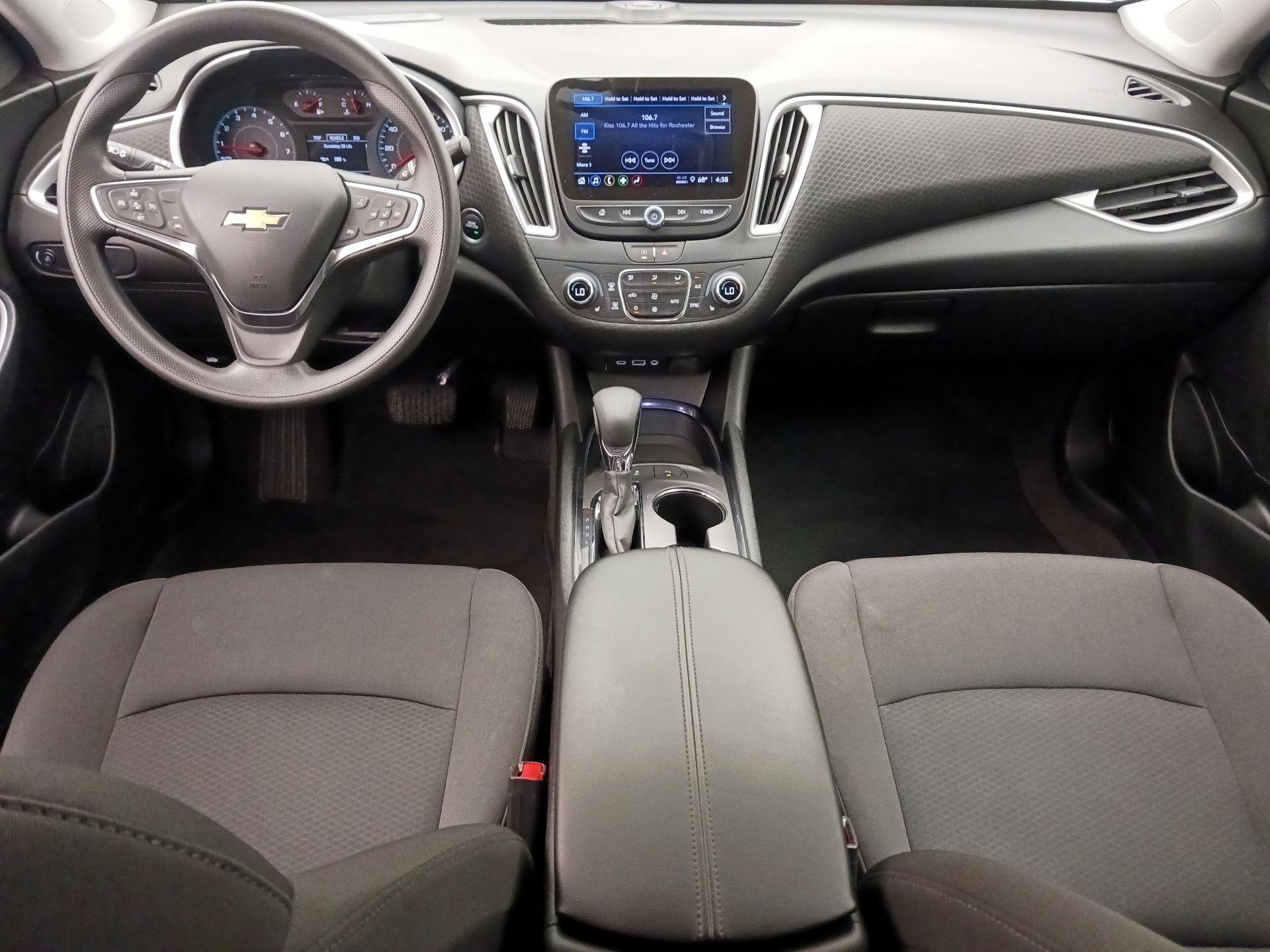 Thumbnail: 2024 Chevrolet Malibu - 9