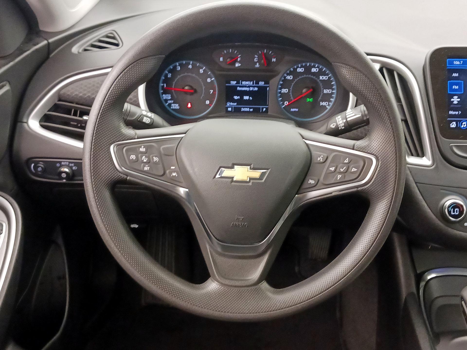 Thumbnail: 2024 Chevrolet Malibu - 10