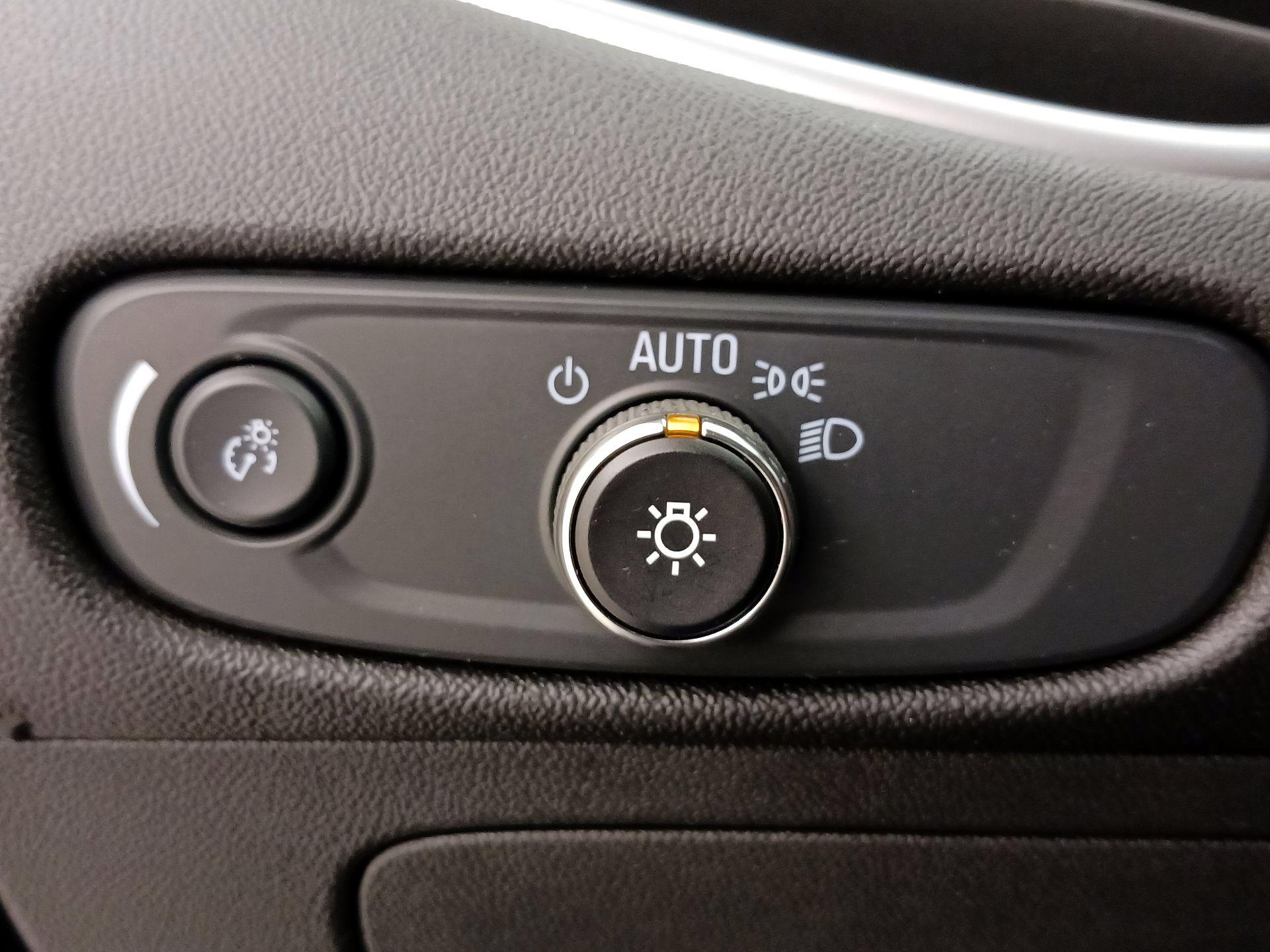 Thumbnail: 2024 Chevrolet Malibu - 13