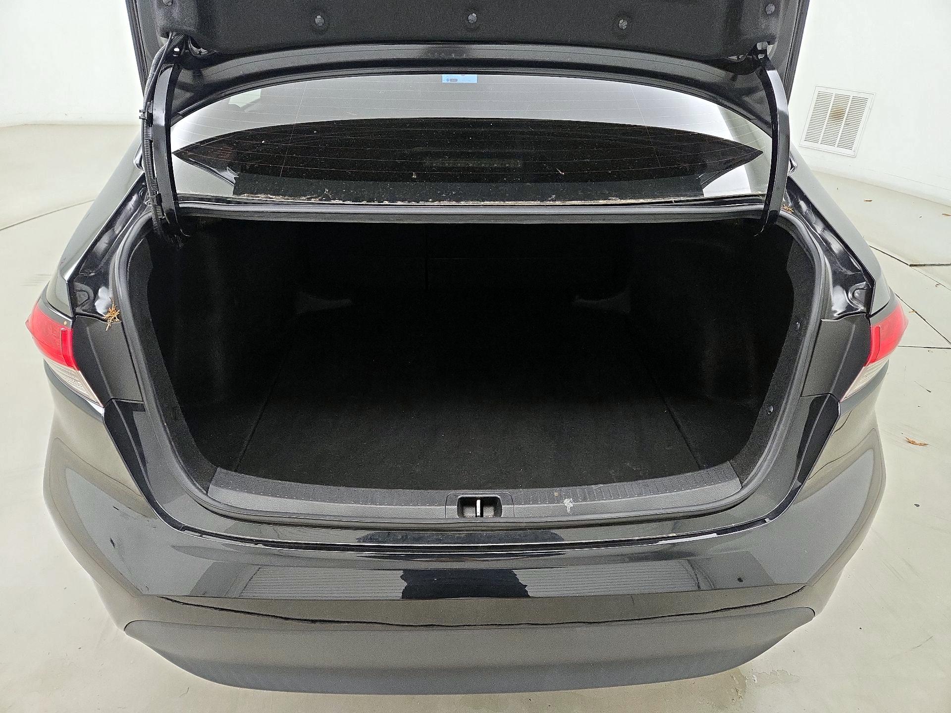 Thumbnail: 2023 Toyota Corolla - 20