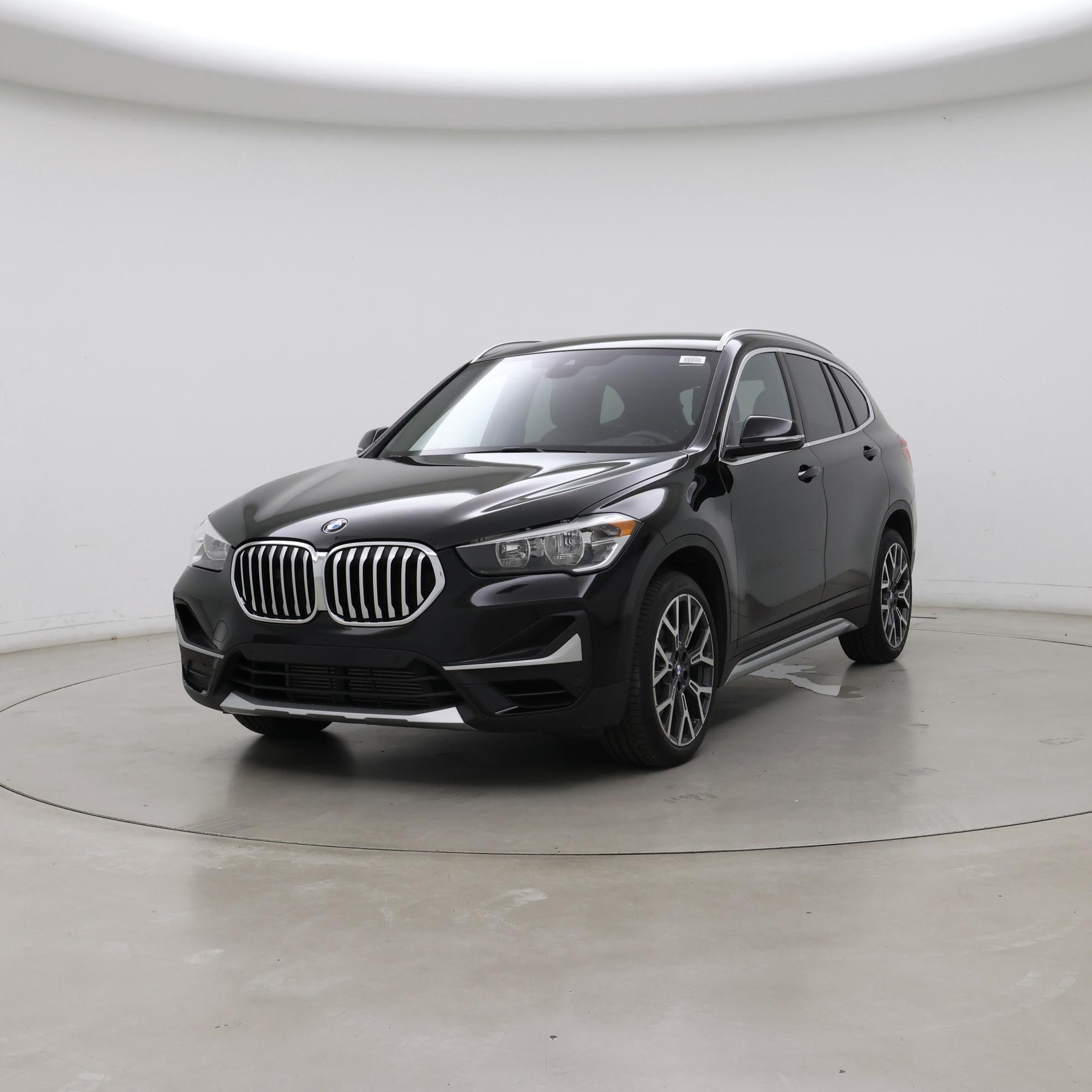 Thumbnail: 2021 BMW X1 - 4