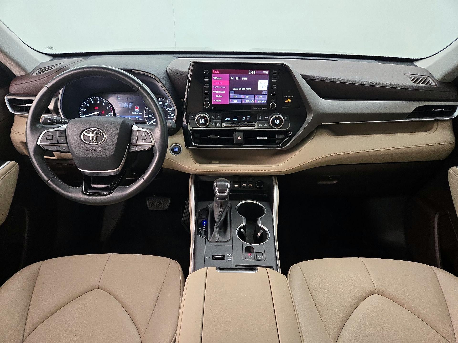 Thumbnail: 2020 Toyota Highlander - 9