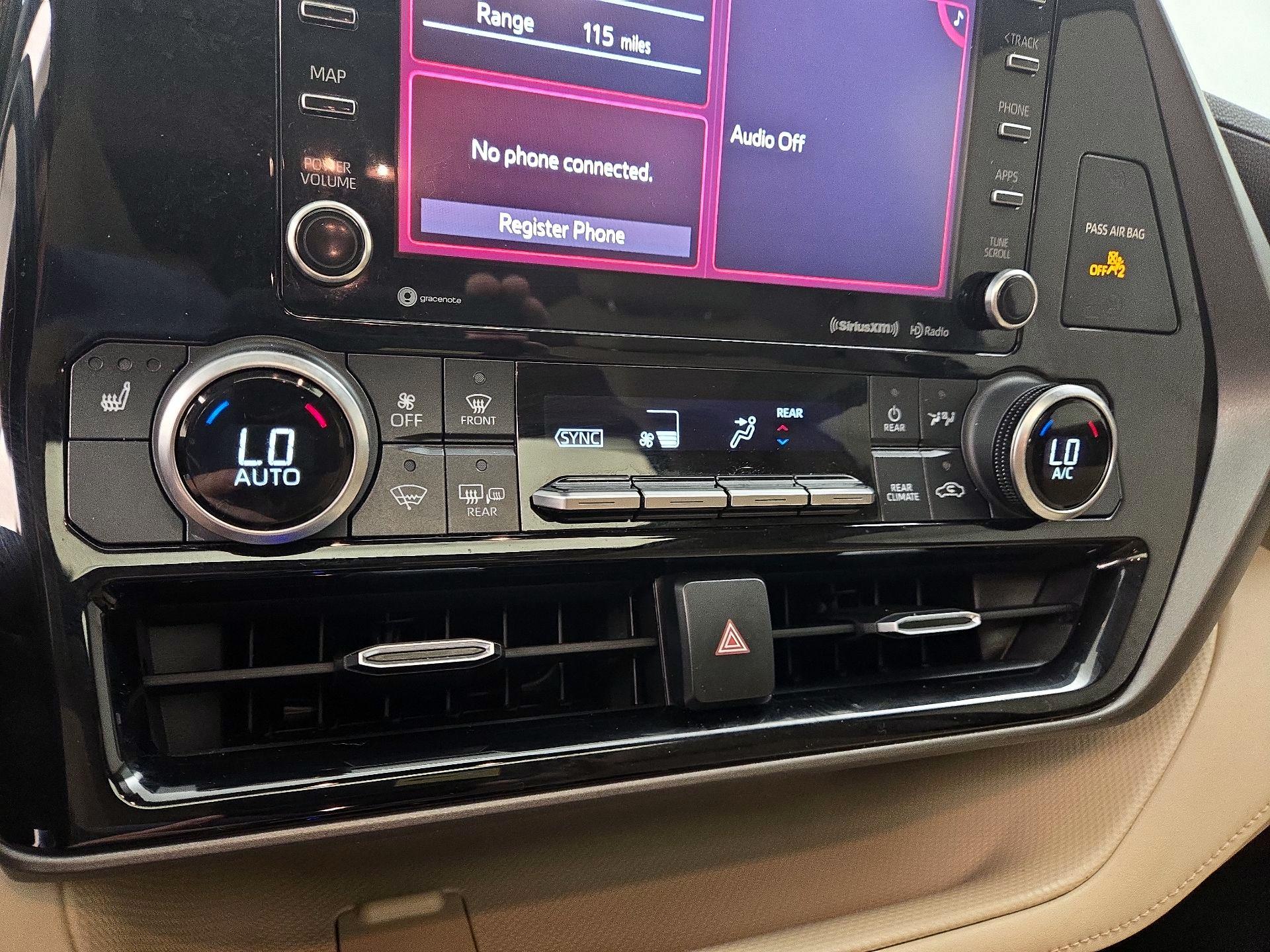 Thumbnail: 2020 Toyota Highlander - 16