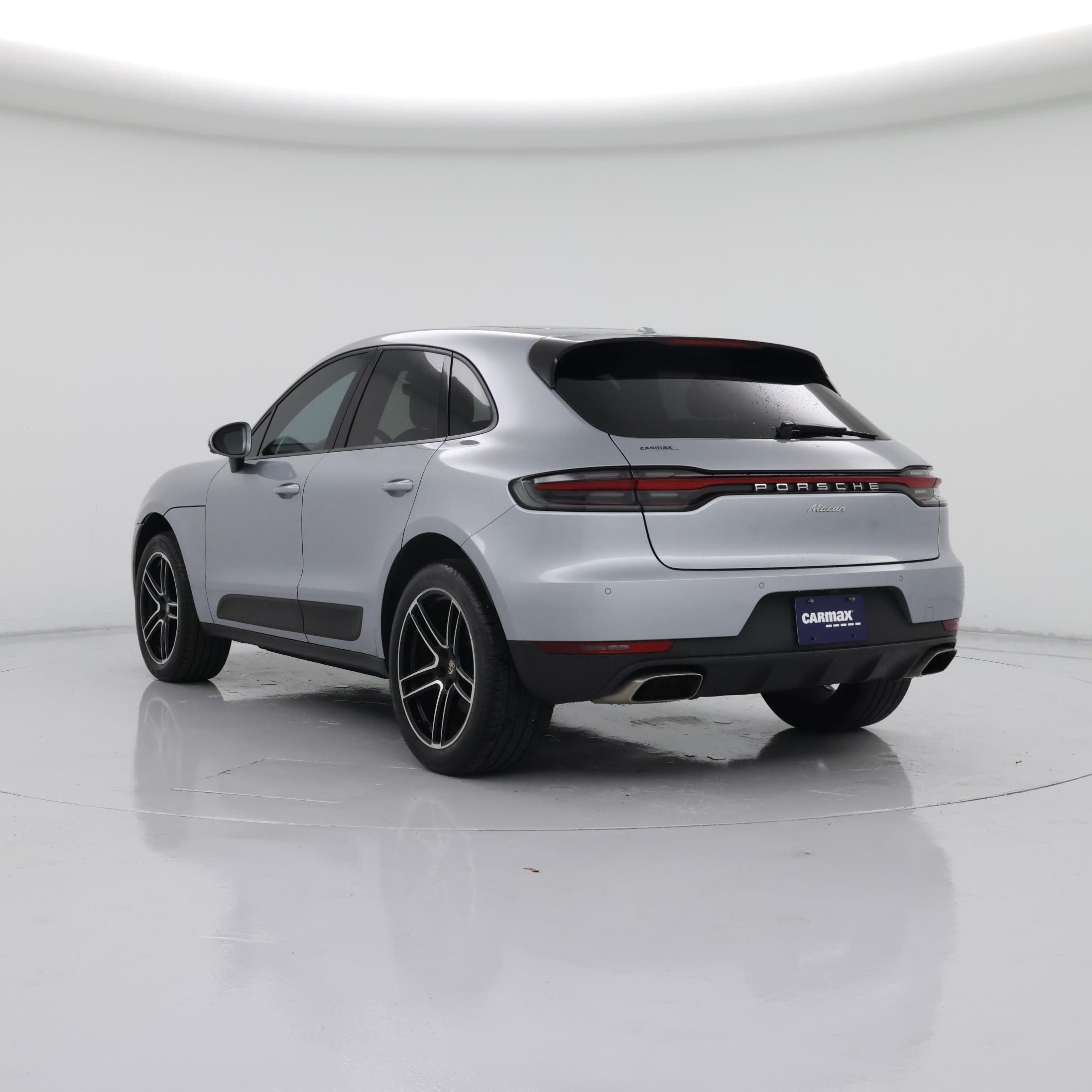 Thumbnail: 2021 Porsche Macan - 2