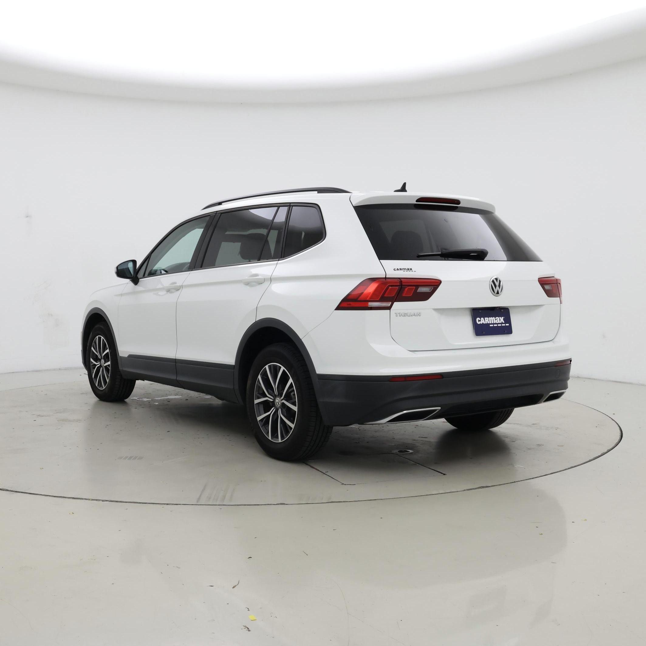 Thumbnail: 2021 Volkswagen Tiguan - 2